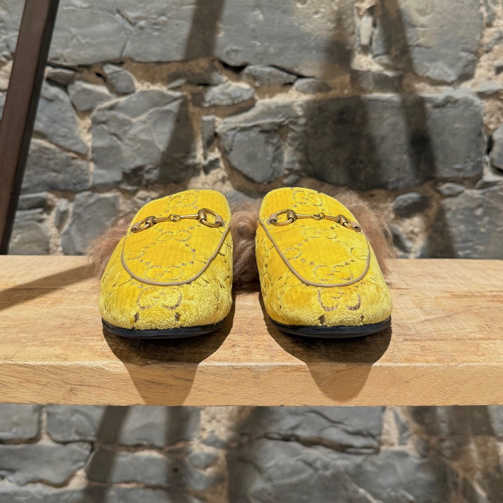 Gucci Gucci Yellow Velvet GG Princetown Fur-lined Slippers Mules Size US 8.5 / IT 38.5 - 2 Thumbnail