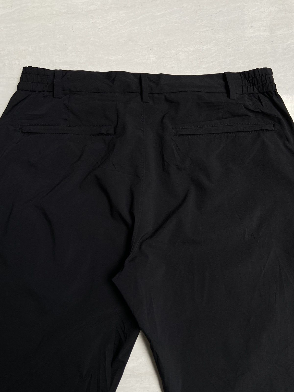 Theory × Uniqlo UNIQLO x THEORY Black Pants Size US 31 - 13 Thumbnail