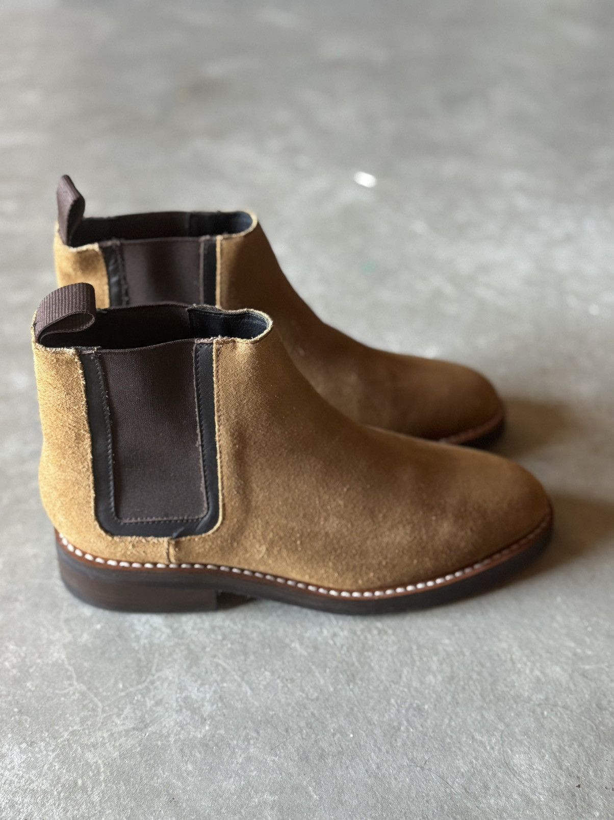 Thursday Boot Company Men’s Duke Chelsea Boots In Honey Tan Suede Size US 9.5 / EU 42-43 - 4 Thumbnail