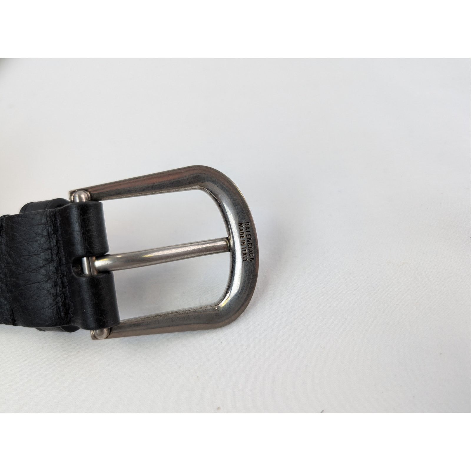 Balenciaga o1rshd1 Q:2 / Size: 85 / Vegetal Calf Half Moon Belt Black Size 34 - 9 Thumbnail