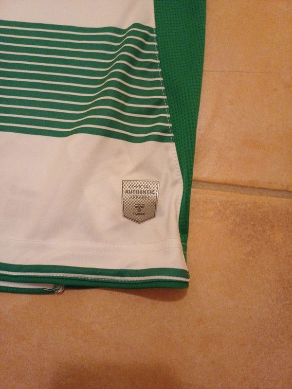 Hummel Hummel Greuther Fürth 2019-20 home shirt Size US L / EU 52-54 / 3 - 8 Thumbnail
