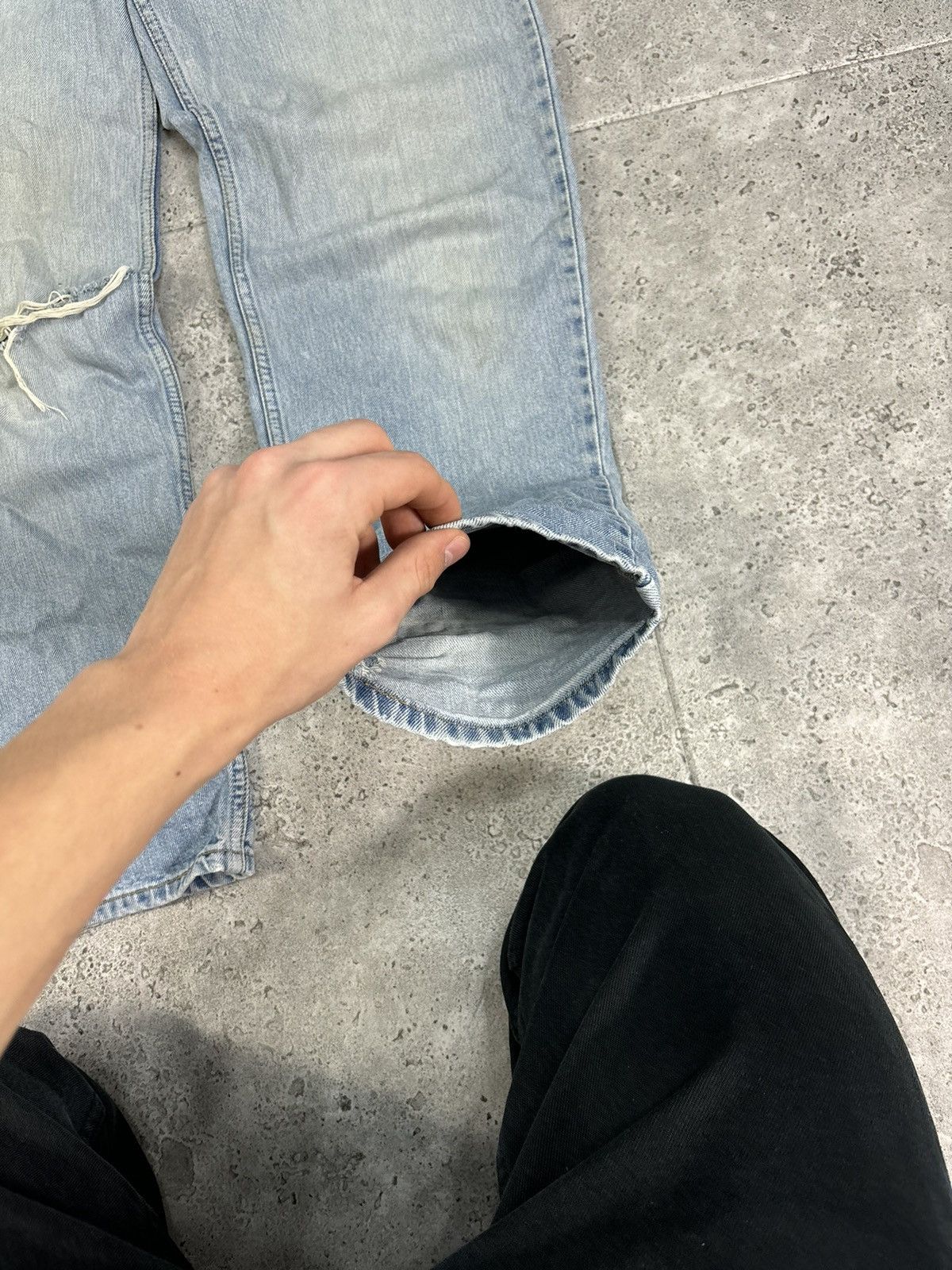 Japanese Brand × Levi's Dirty Distressed Faded Levis 560 Denim Pants Japan Vintage Size US 32 / EU 48 - 8 Thumbnail