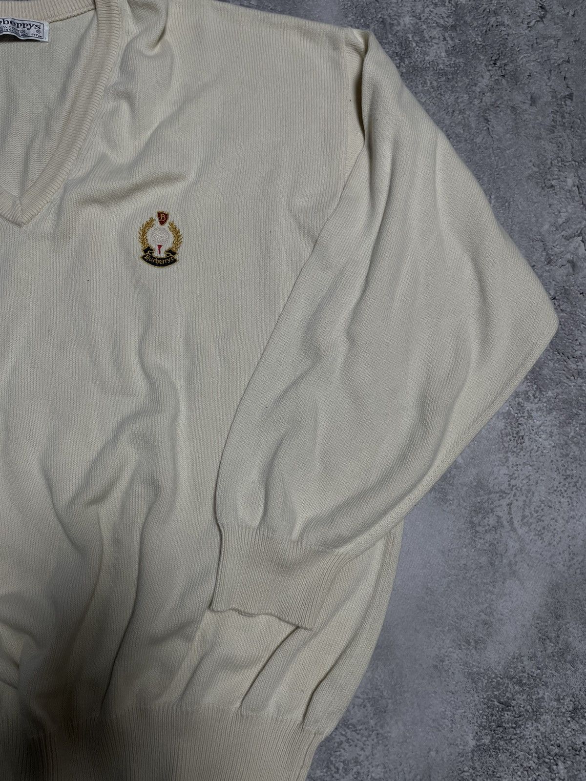 Burberry Vintage Burberrys White V-neck Lambswool Knit Sweater Size US M / EU 48-50 / 2 - 4 Thumbnail