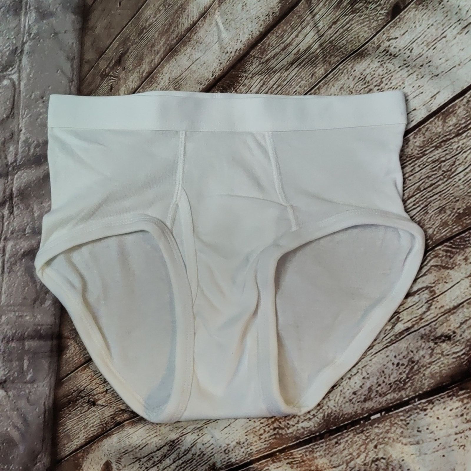 Club Room Club Room White Underwear Elastic Band Briefs M NEW Size ONE SIZE - 1 Thumbnail