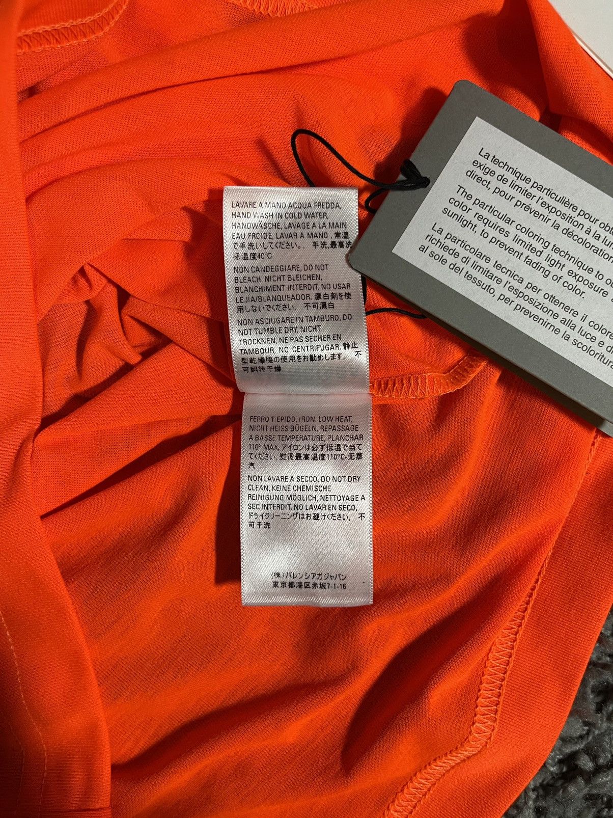 Balenciaga Balenciaga Political Campaign Logo Small Fit T-shirt Orange Size S / US 4 / IT 40 - 10 Thumbnail