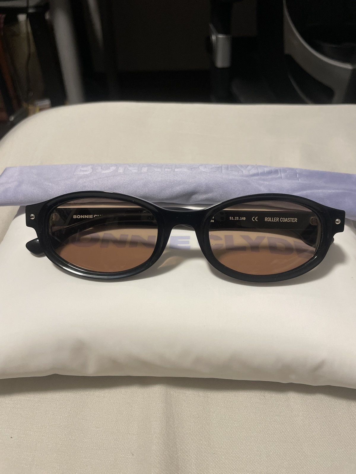 Bonnie Clyde Bonnie Clyde Roller Coaster Brown Tinted Sunglasses Like New Size ONE SIZE - 1 Thumbnail