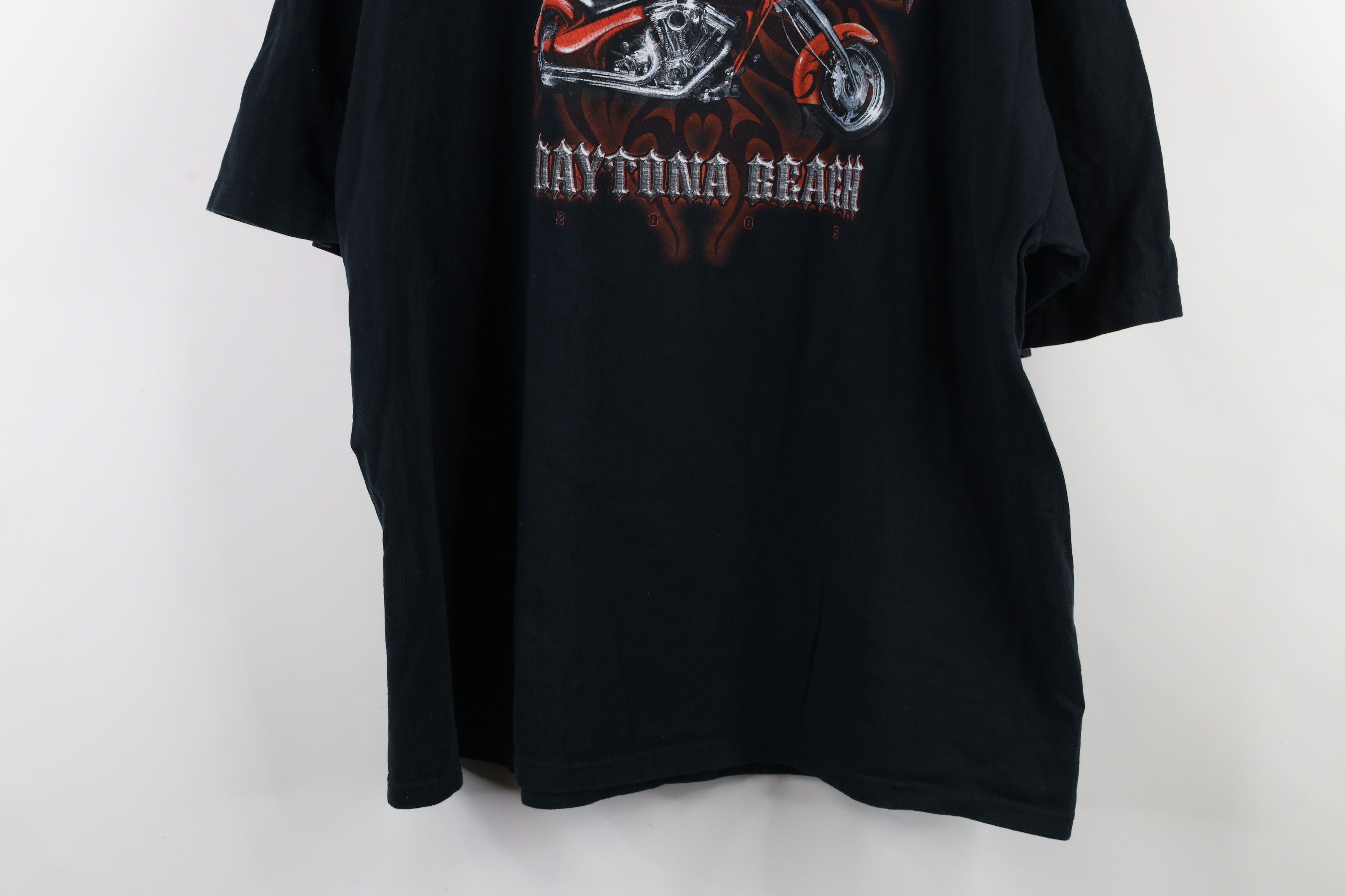 Vintage Vintage Y2K 2005 Daytona Bike Week Motorcycle Tribal T-Shirt Size US XXL / EU 58 / 5 - 9 Thumbnail
