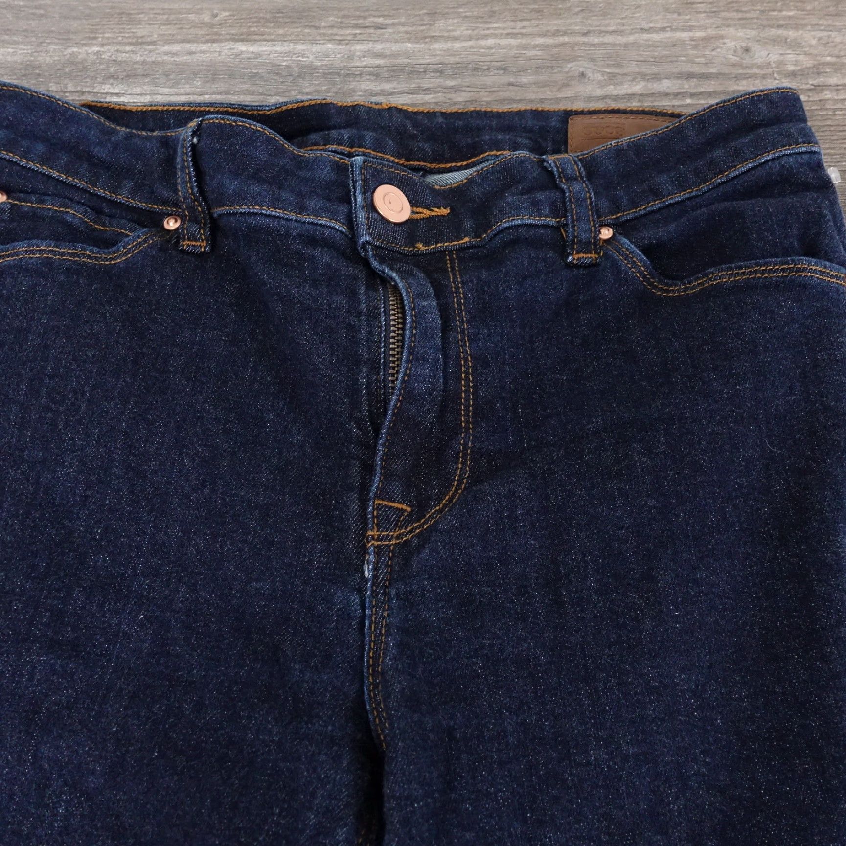 Asos VINTAGE ASOS Denim Shorts Women’s 30 Dark Wash Cuffed Jorts 8 Inseam Size 30 Blue Women Size 30" / US 8 / IT 44 - 2 Thumbnail