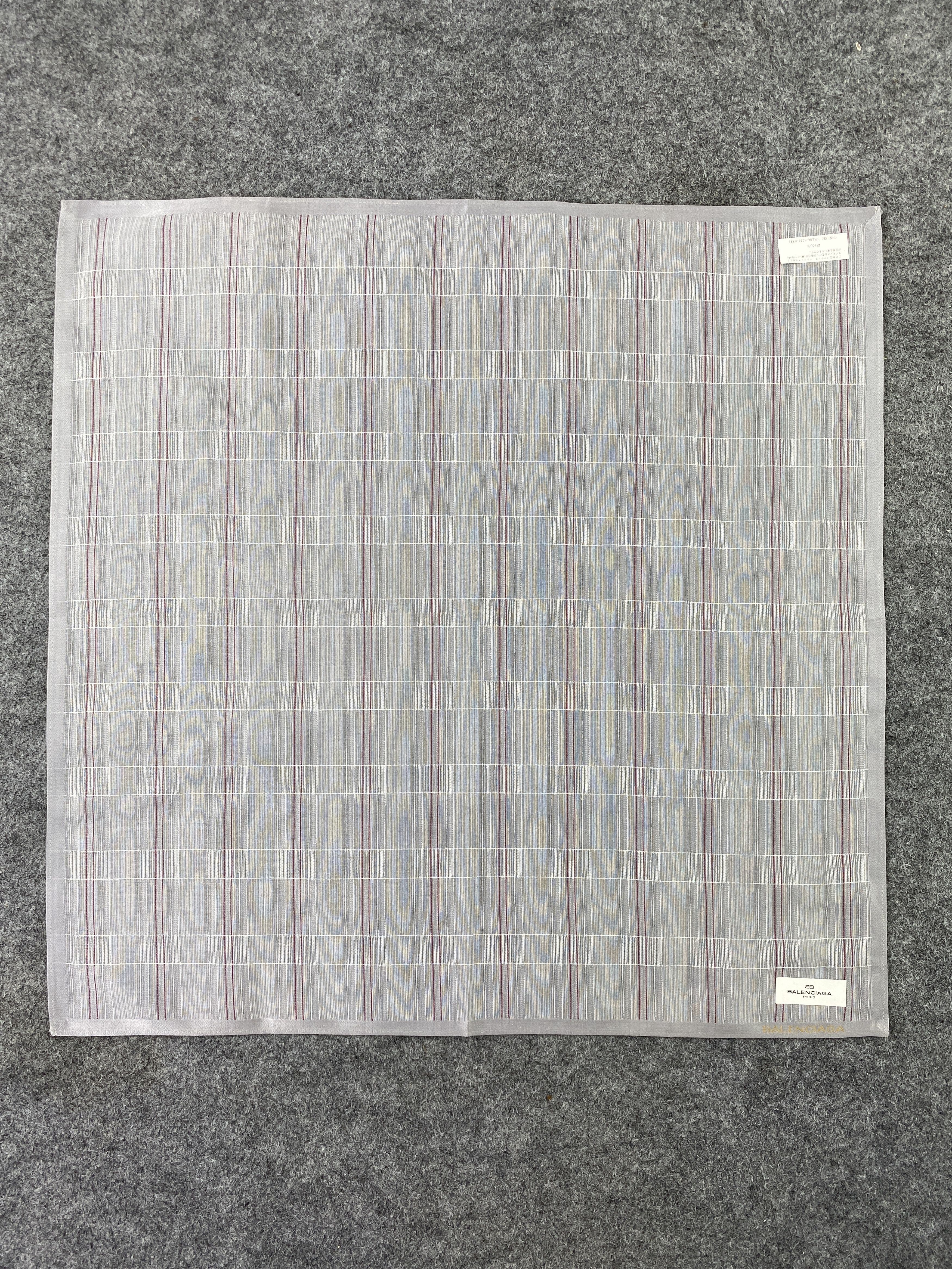 Vintage Balenciaga Handkerchief / Bandana / Neckerchief -B201 Size ONE SIZE - 3 Thumbnail
