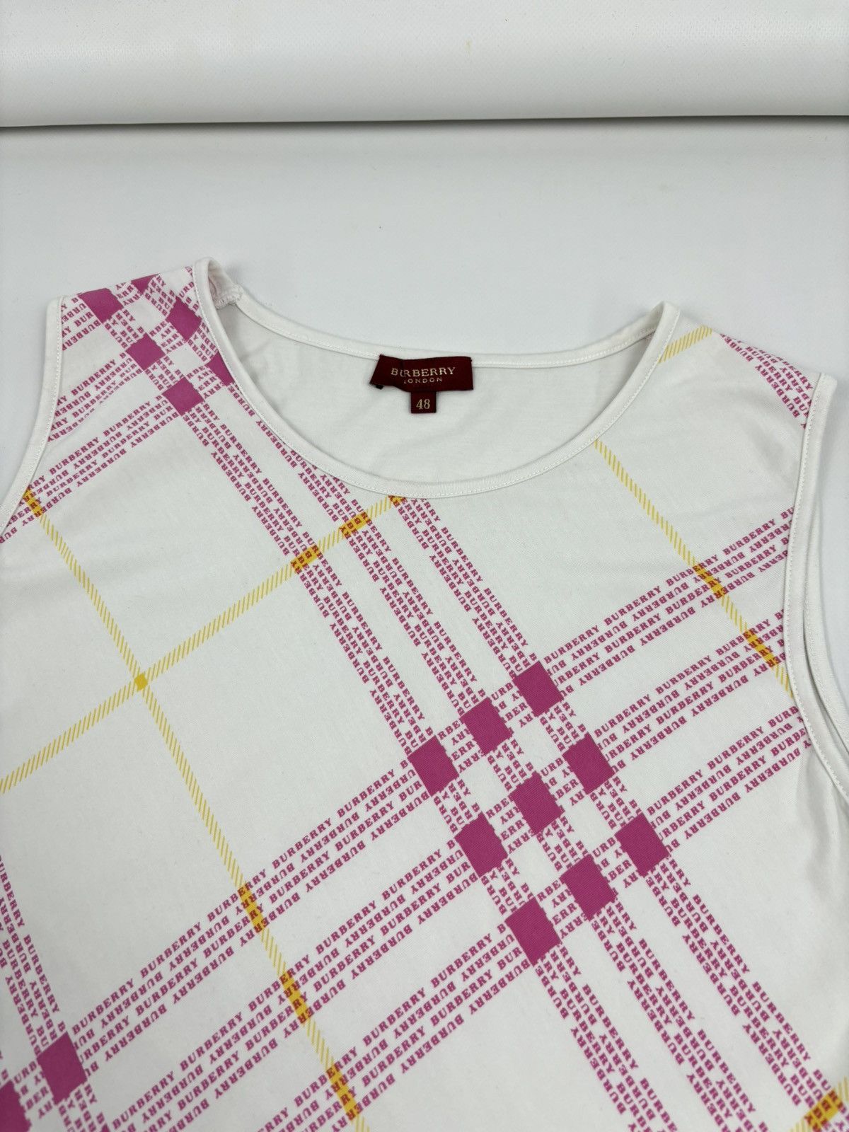 Burberry Y2K Prorsum London Monogram Print Nova Check Sleeveless Tank Top Blouse T-Shirt 48 Size M / US 6-8 / IT 42-44 - 9 Thumbnail