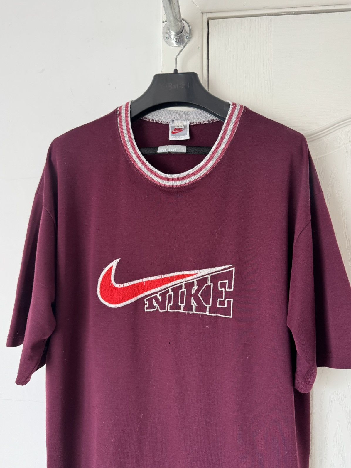 Nike Vintage 90s Nike Center Swoosh Embroidered Burgundy T Shirt Size US XL / EU 56 / 4 - 2 Thumbnail