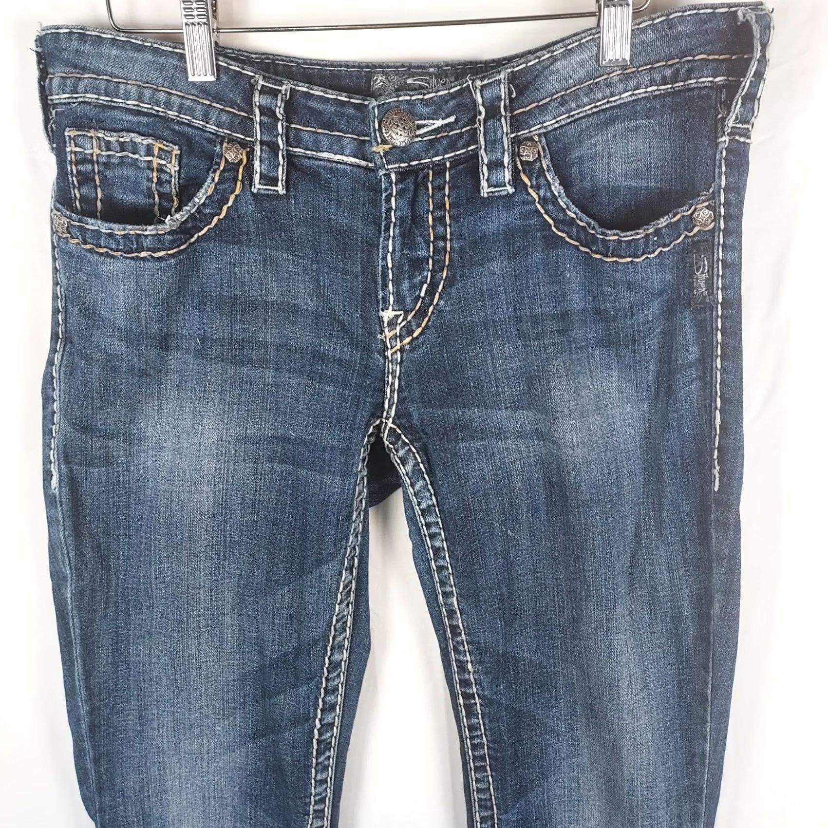 Silver Jeans Co. Silver Jeans Aiko Bootcut Jeans Women’s W29 L33 Mid Rise Distressed Denim Blue Jeans with Zip 5-Pocket Design Regular Fit Buttonless Size 29" - 3 Thumbnail