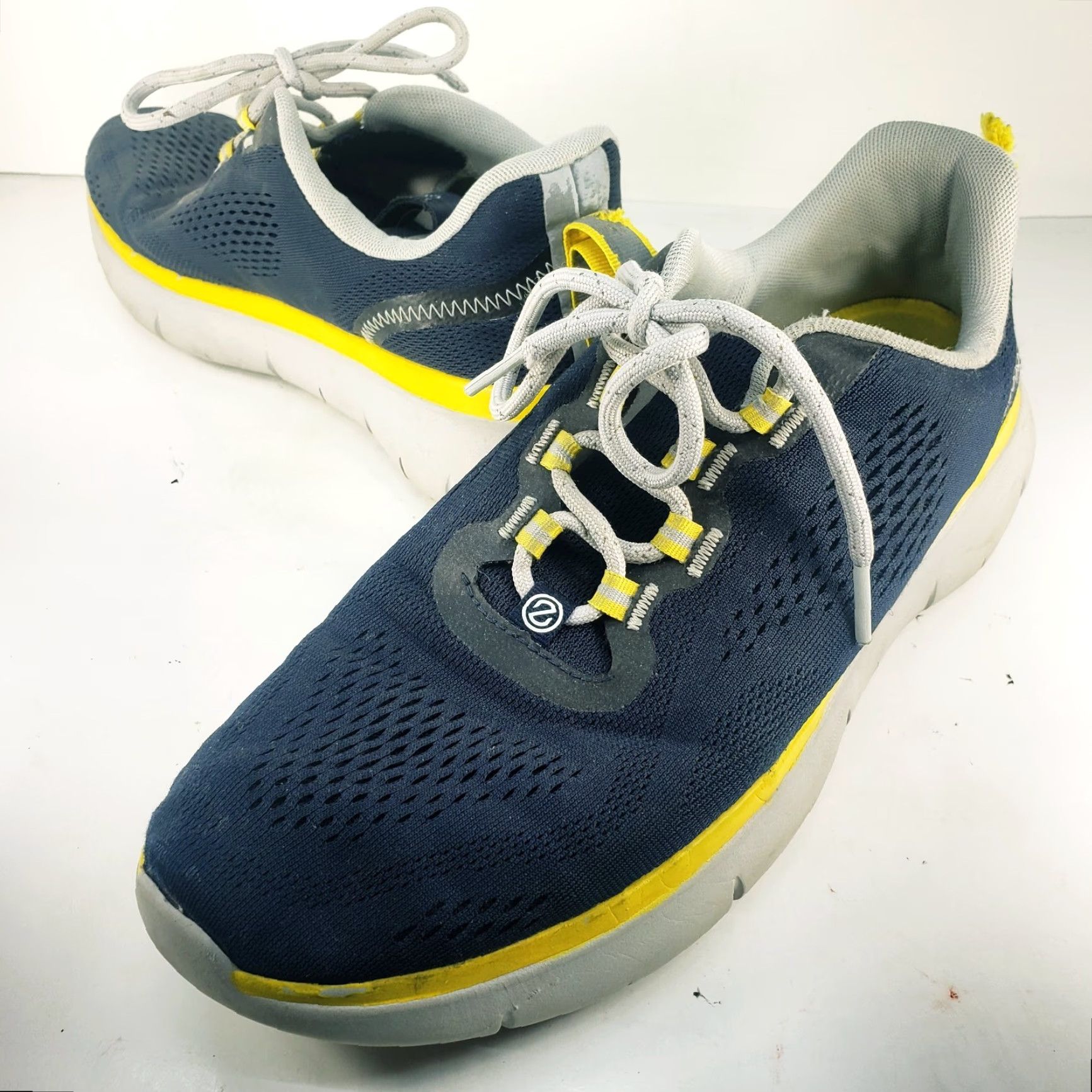 Cole Haan VINTAGE Cole Haan Zerogrand Journey Runner Men 11M Navy Blue Yellow White Sneaker Mens Shoes Size US 11 / EU 44 - 2 Thumbnail