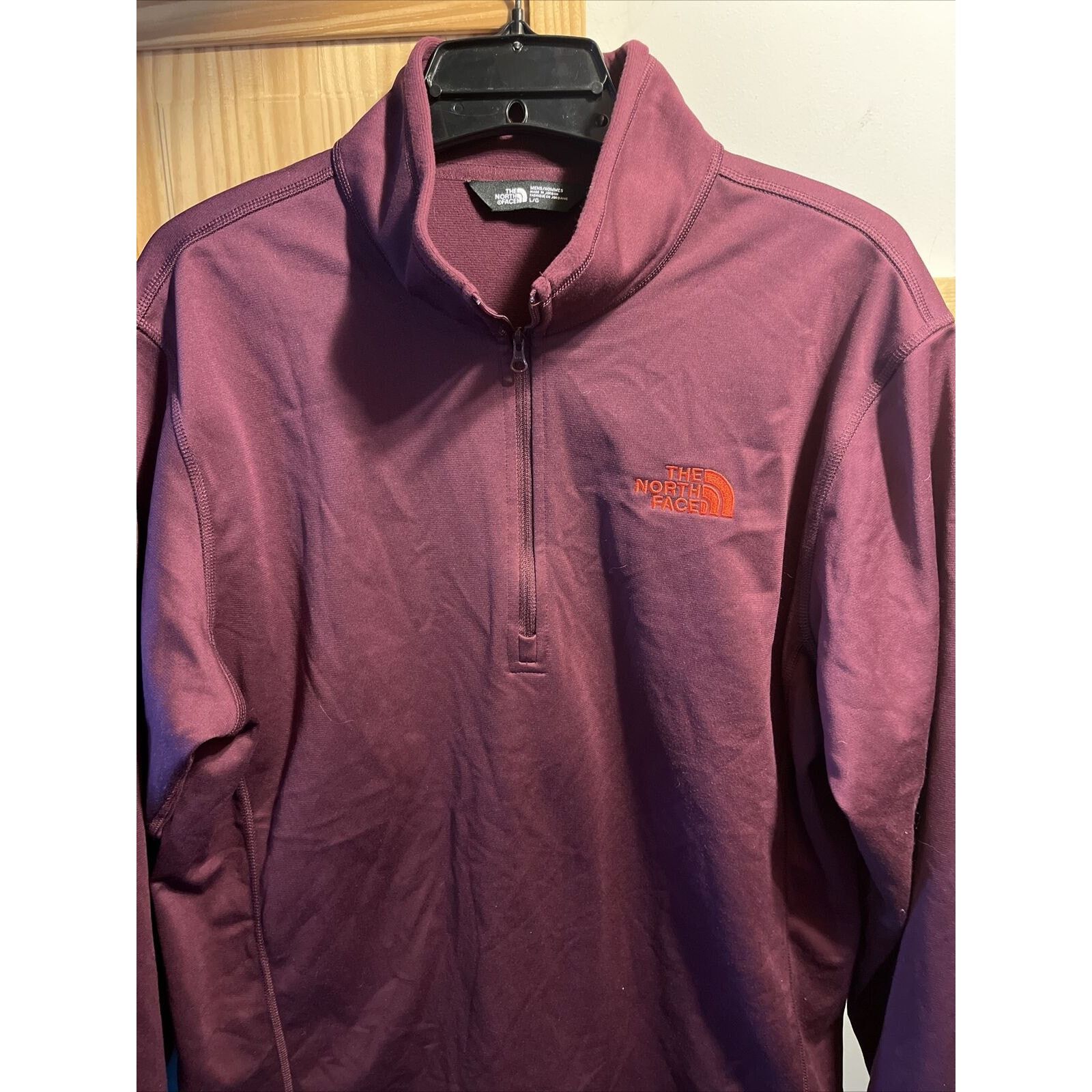 The North Face The North Face Men's L Maroon LS 1/2 Zip Polyester Jacket Size US L / EU 52-54 / 3 - 2 Thumbnail
