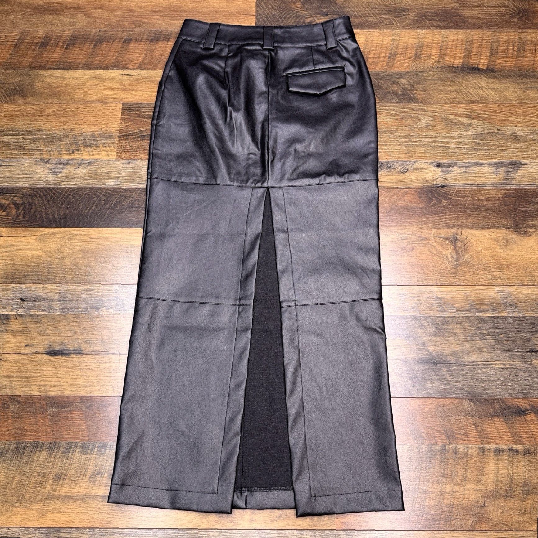 Forever 21 FOREVER 21 Skirt Womens Small Black Faux Leather Maxi Skirt New Zip High Rise Logo Solid Urban Punk Biker Metal City Casual Party/Cocktail Size 28" / US 6 / IT 42 - 2 Thumbnail
