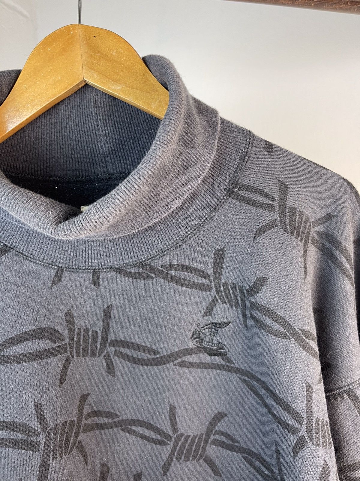 Vivienne Westwood A/W 13/14 VIVIENNE WESTWOOD BARBEDWIRE TURTLENECK Size US L / EU 52-54 / 3 - 8 Thumbnail