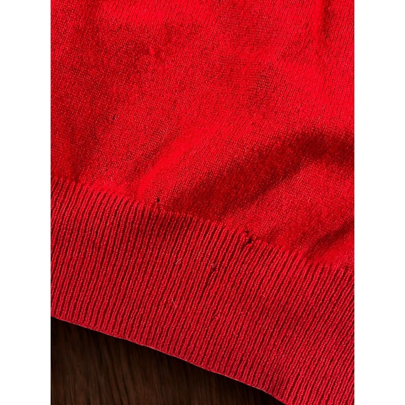Black Brown 1826 Black Brown 1826 Men’s Red 100% 2-Ply Cashmere Sweater Sz. M Size US M / EU 48-50 / 2 - 4 Thumbnail