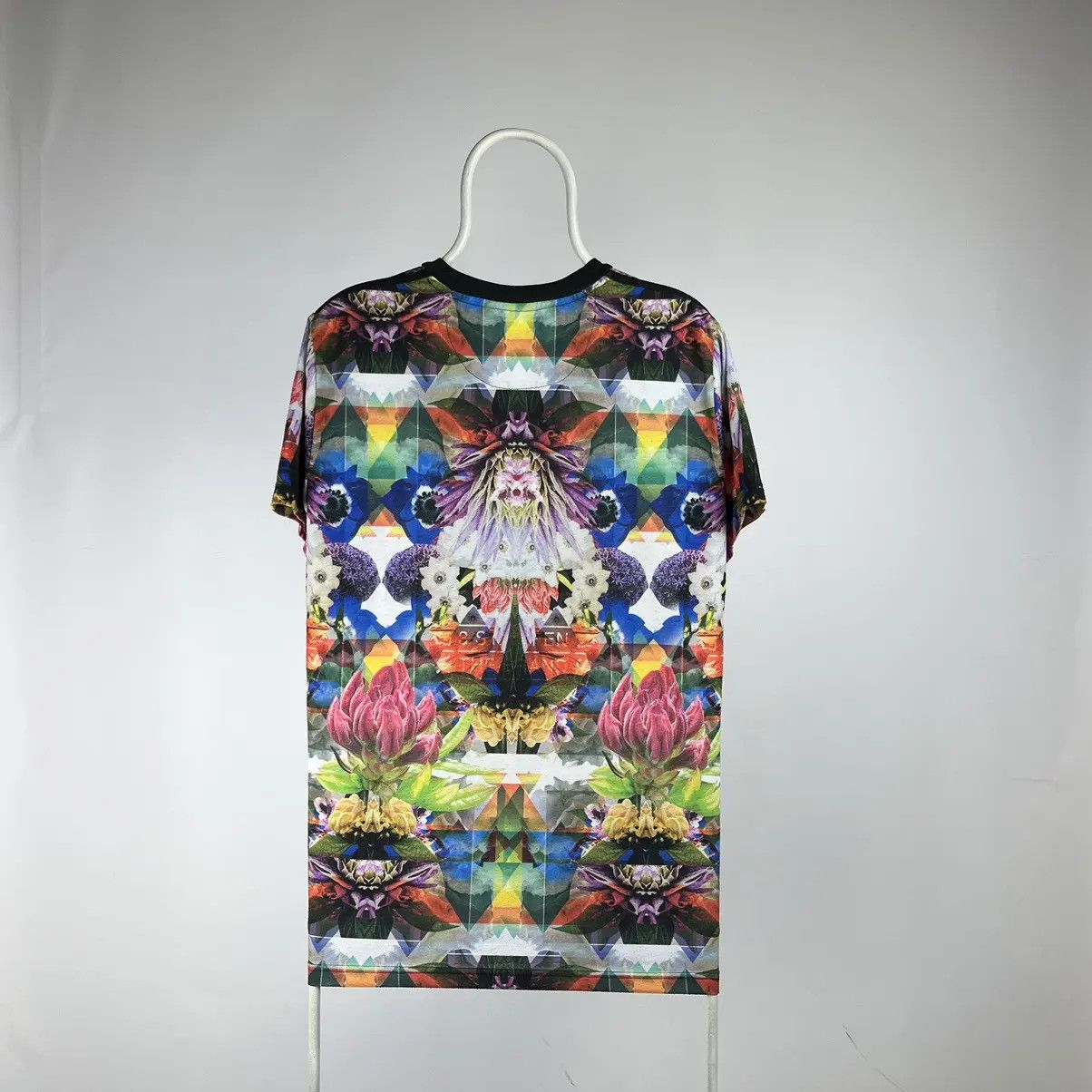Adidas Adidas T-shirt patterns size XLarge Size US XL / EU 56 / 4 - 2 Thumbnail