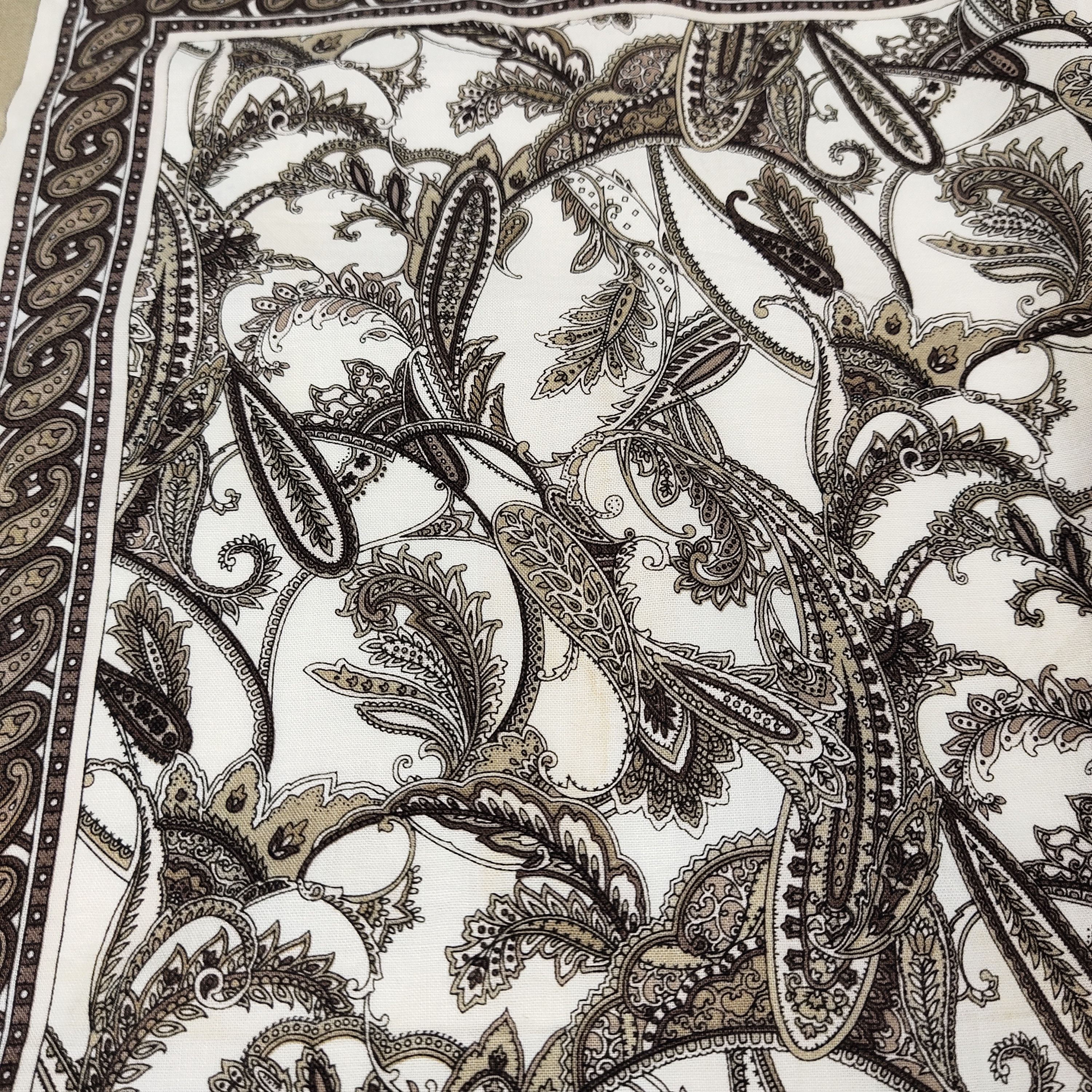 Guy Laroche × Vintage Guy Laroche Handkerchief / Neckerchief / Bandana FZ668 Size ONE SIZE - 7 Thumbnail
