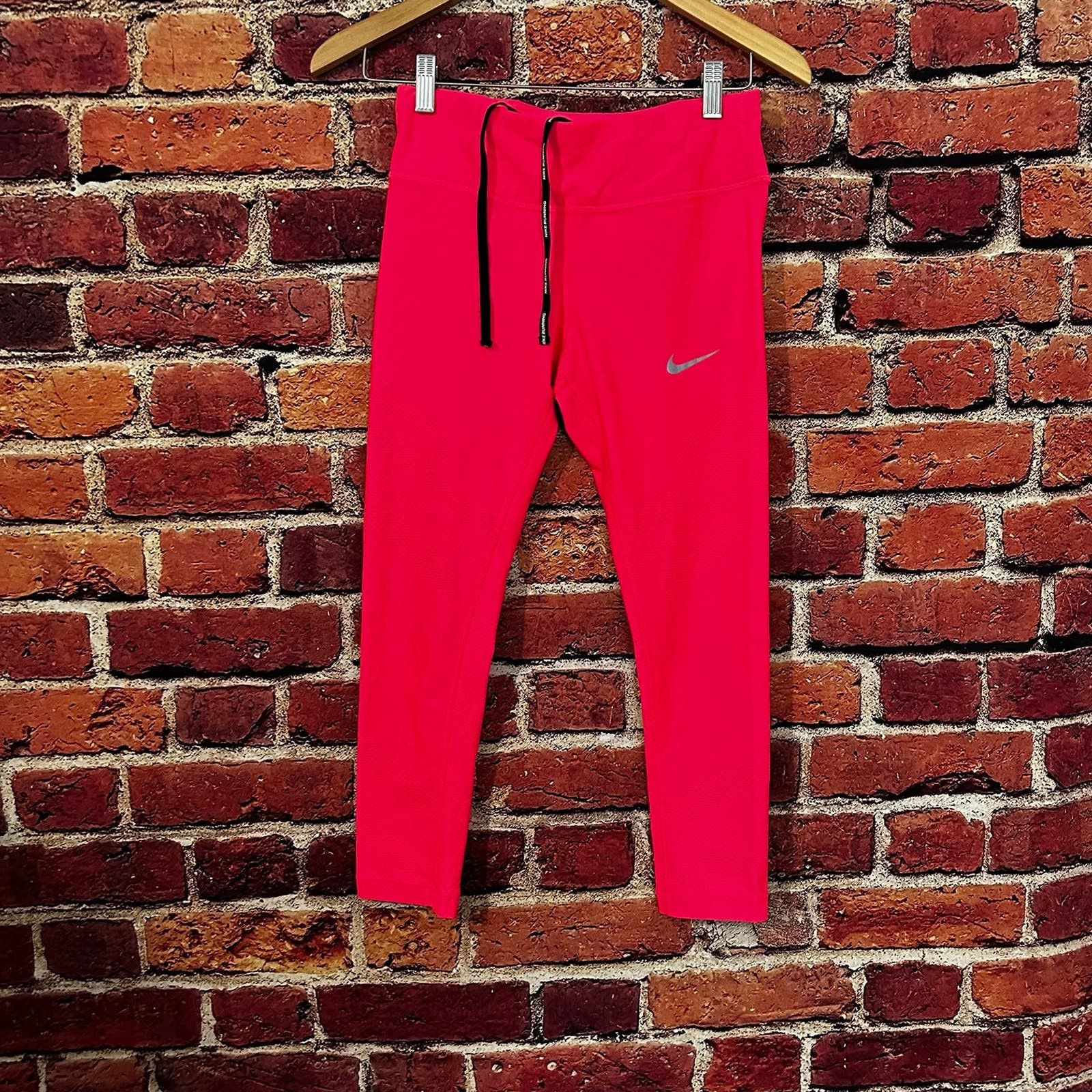 Nike Nike leggings size small Size 27" / US 4 / IT 40 - 1 Thumbnail