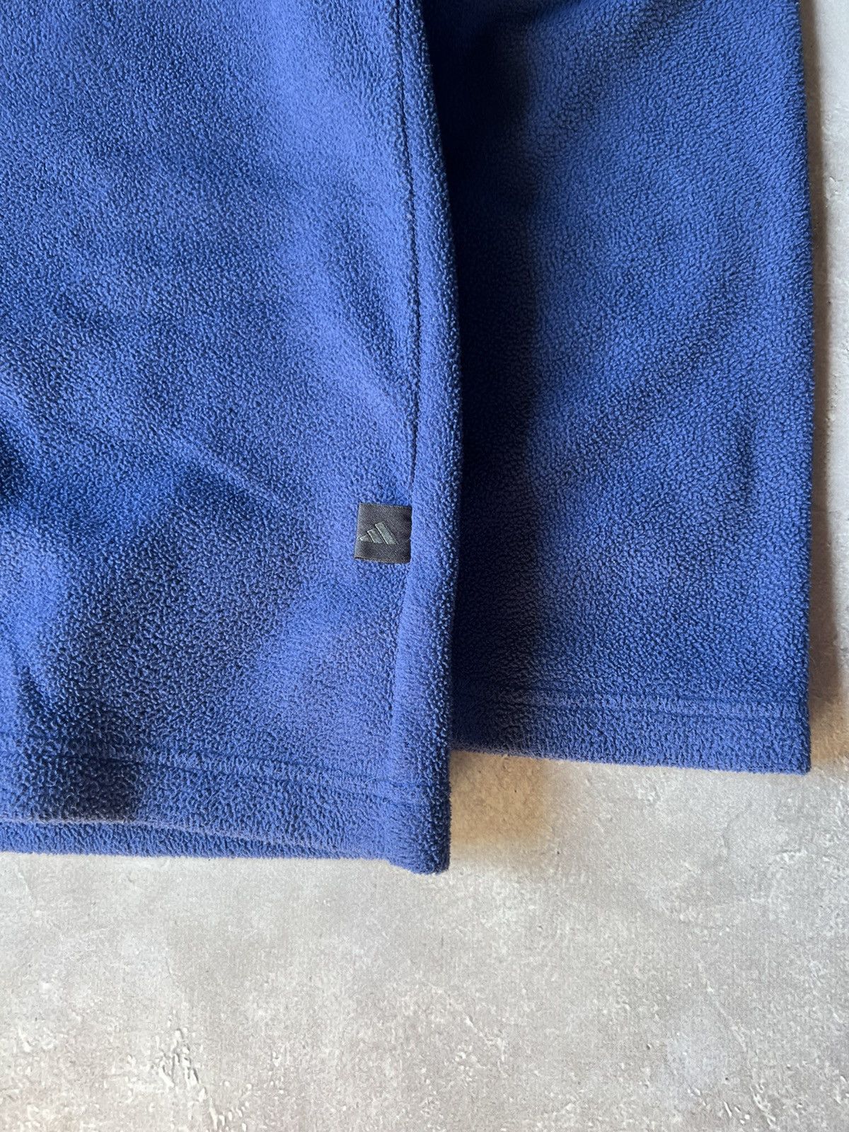 Vintage Vintage Adidas Y2k Fleece Sweatshirt Size US M / EU 48-50 / 2 - 3 Thumbnail