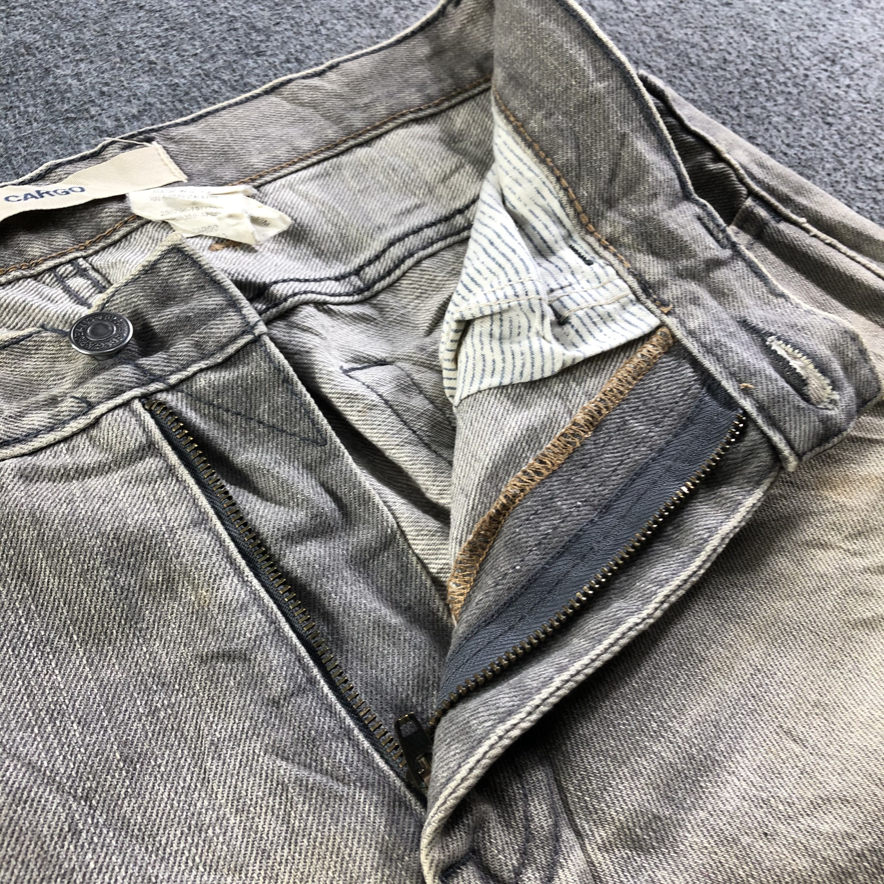 Gap × Vintage Vintage Distress Gap Cargo Jeans-J3747 Size US 33 - 8 Thumbnail