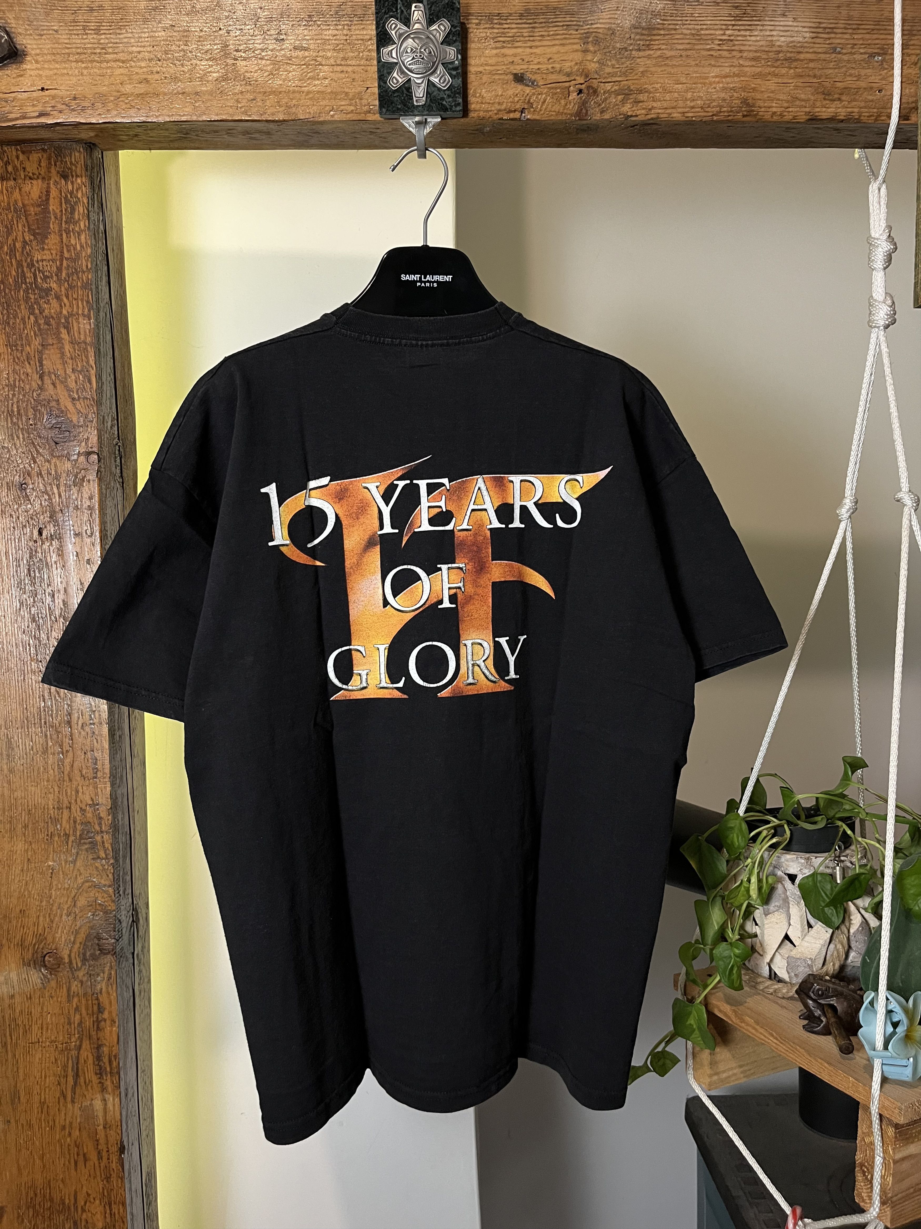 Band Tees × Vintage Vintage Hammerfall 15 Years Of Glory Rock Metal Size US XXL / EU 58 / 5 - 2 Thumbnail