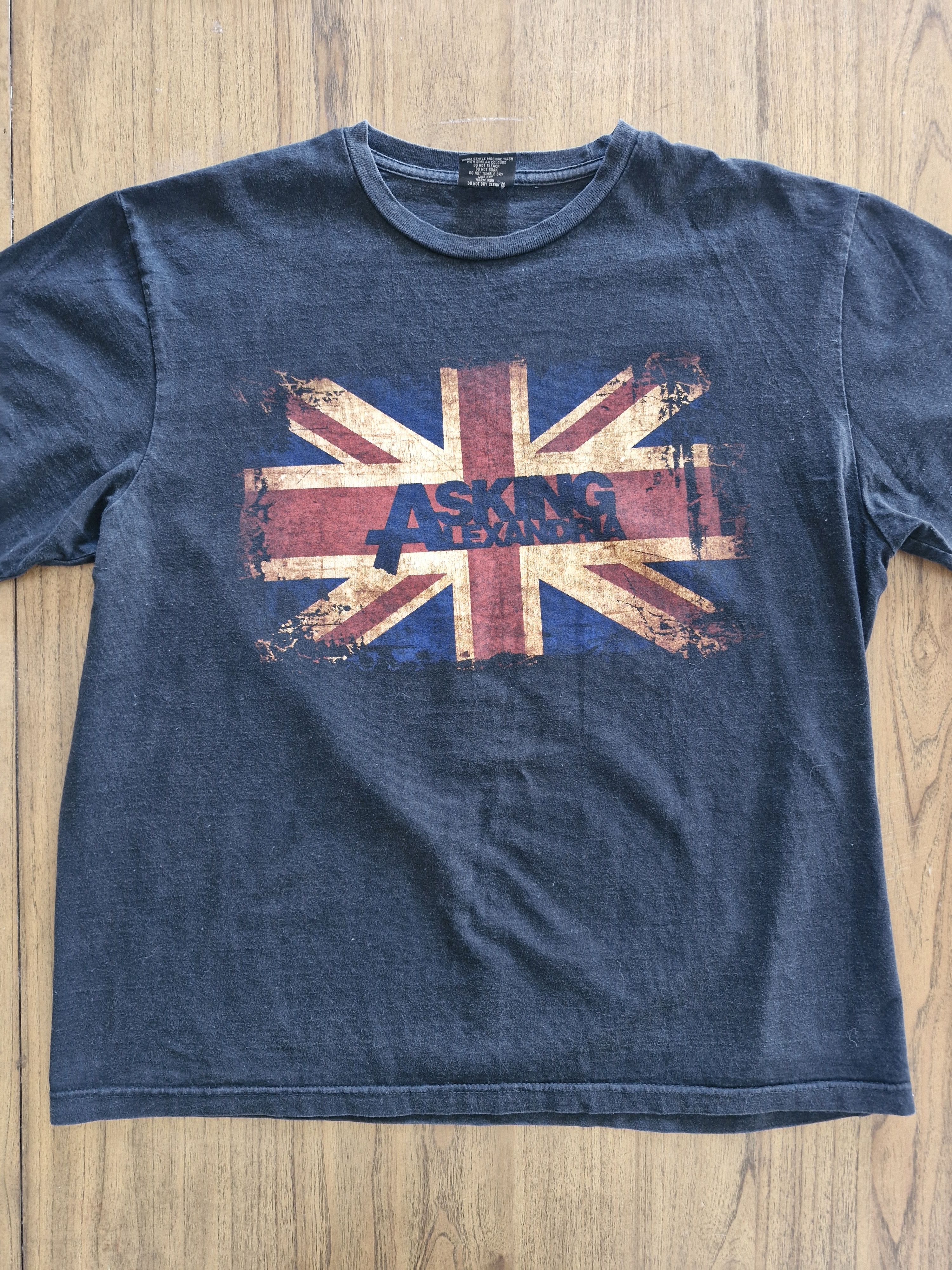 Other Asking Alexandria Union Jack Band Tee – Vintage – Size 2XL Size US XXL / EU 58 / 5 - 1 Thumbnail