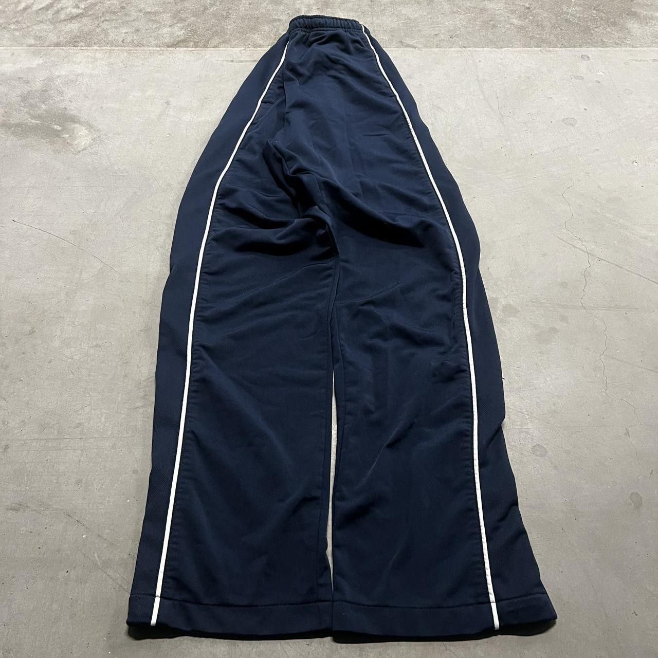 Japanese Brand × Vintage Vintage Y2K Navy Blue Striped Trackpants with pockets! Size US 30 / EU 46 - 2 Thumbnail