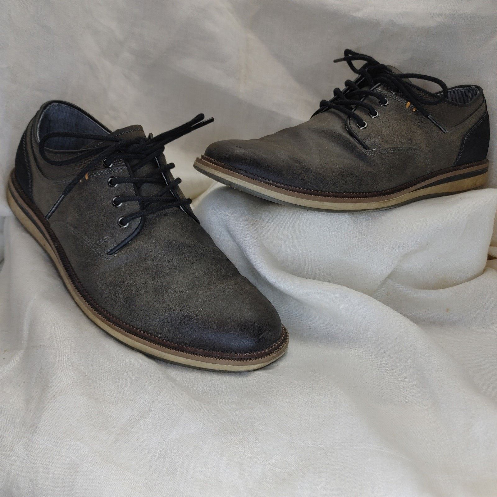 Sonoma Sonoma Mens Freer Gray LaceUp Dress/Casual Shoes 9.5 M Size US 9.5 / EU 42-43 - 1 Thumbnail