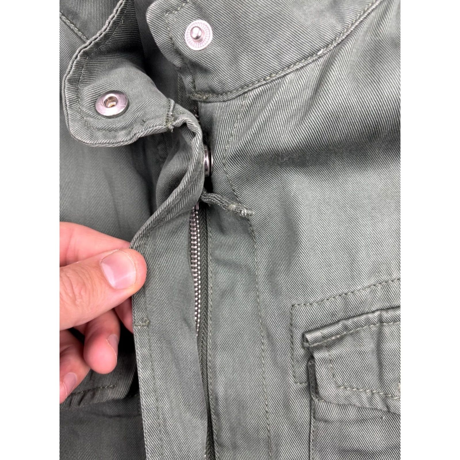 Gap GAP Vest Womens Medium Green Utility Cargo Sleeveless Zip Front Pockets Lyocell Size M / US 6-8 / IT 42-44 - 3 Thumbnail