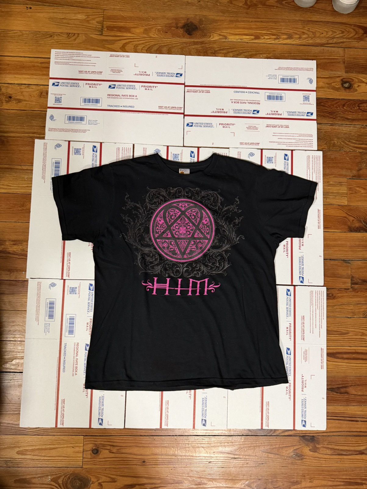 Vintage Vintage 2006 HIM Heartagram Tee Size XL Size US XL / EU 56 / 4 - 1 Thumbnail