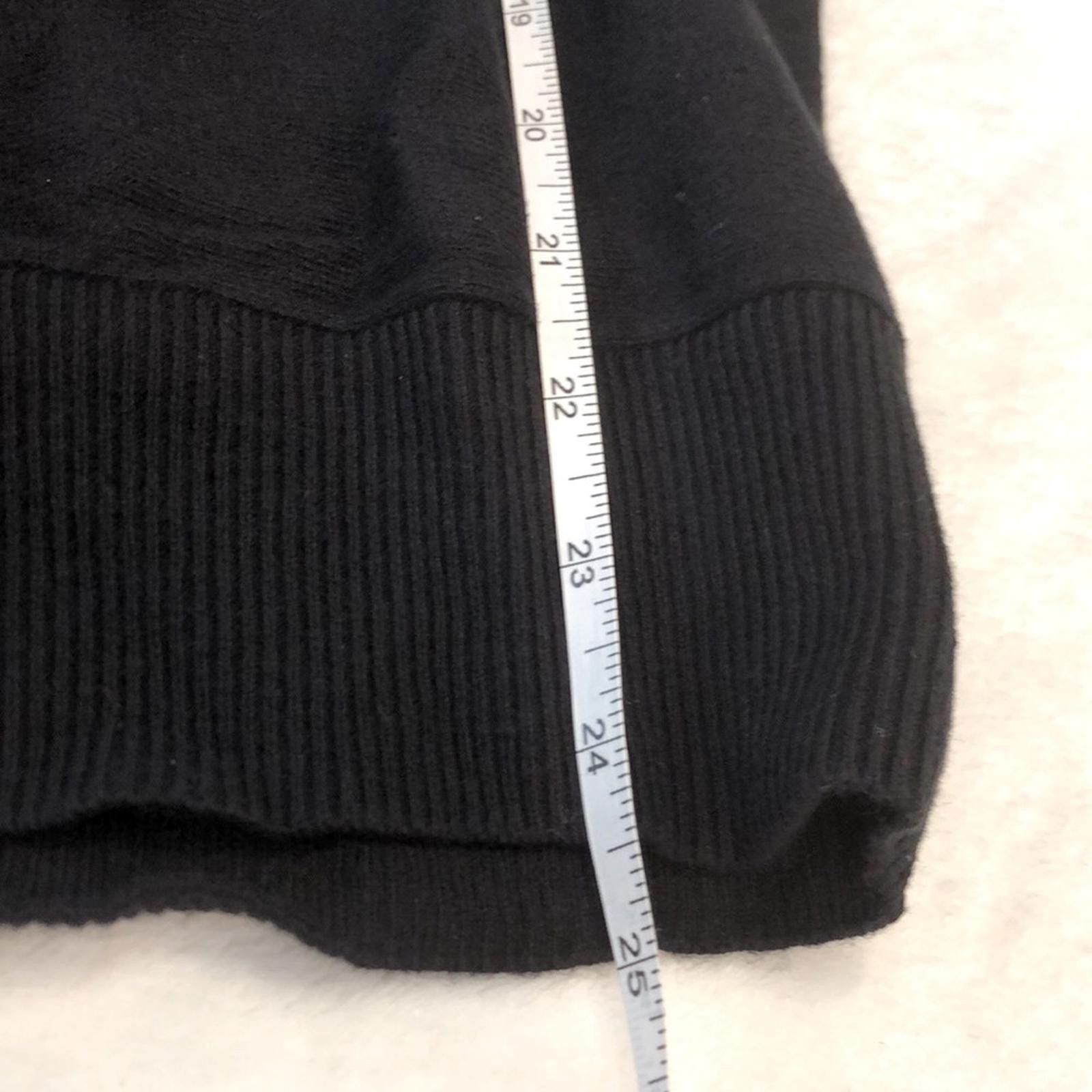 Ellesse Elle Black rhinestone sweater scoop neck cropsleeves small Size S / US 4 / IT 40 - 9 Thumbnail