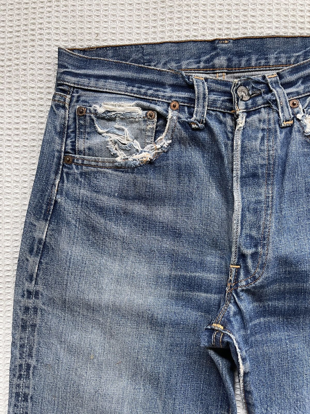 Levi's True Vintage🔥60s Levis 501 Big E Hidden Rivet Selvedge Jeans Size US 30 / EU 46 - 8 Thumbnail