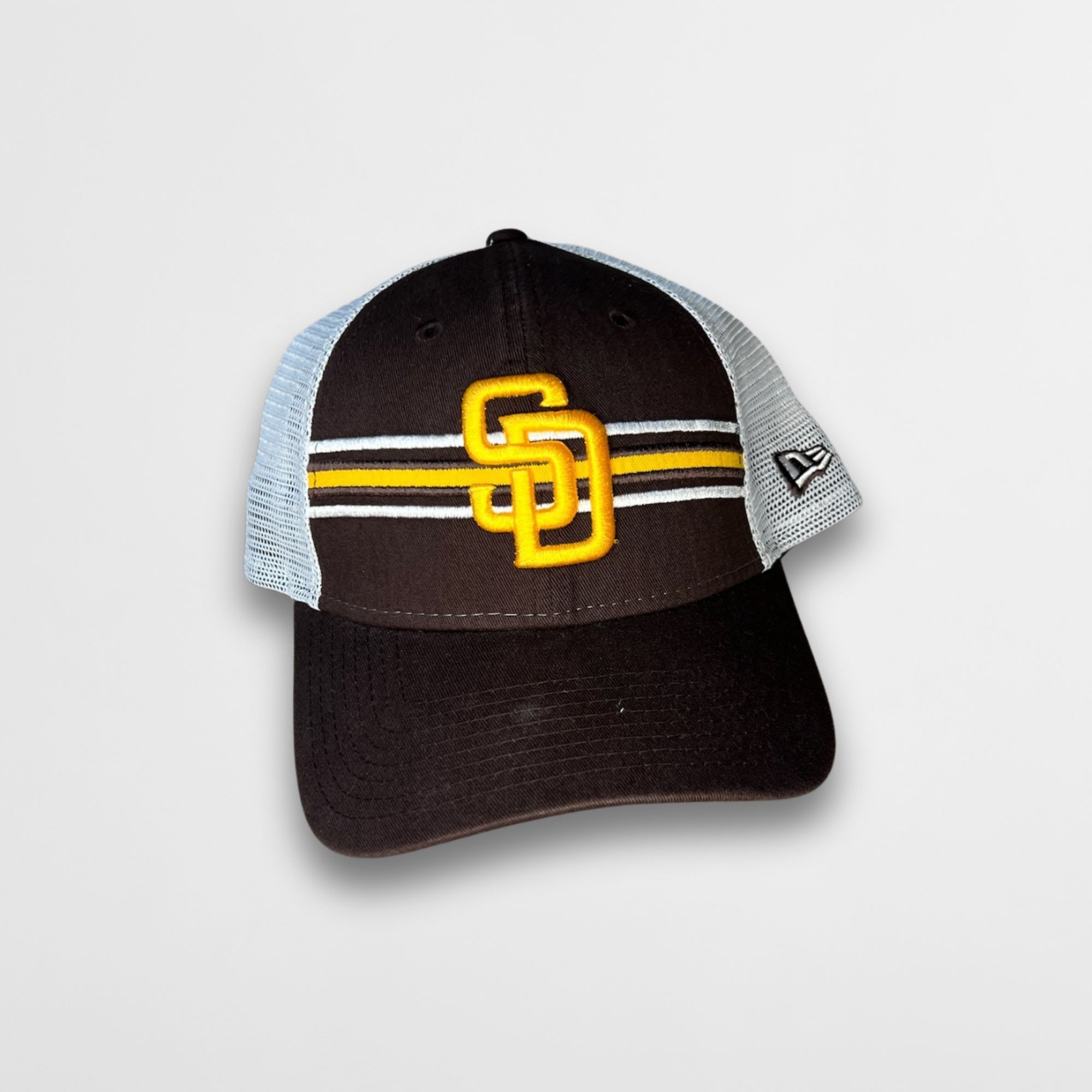New Era San Diego Padres New Era Stripe Trucker 9Forty Snapback Hat Size ONE SIZE - 2 Thumbnail