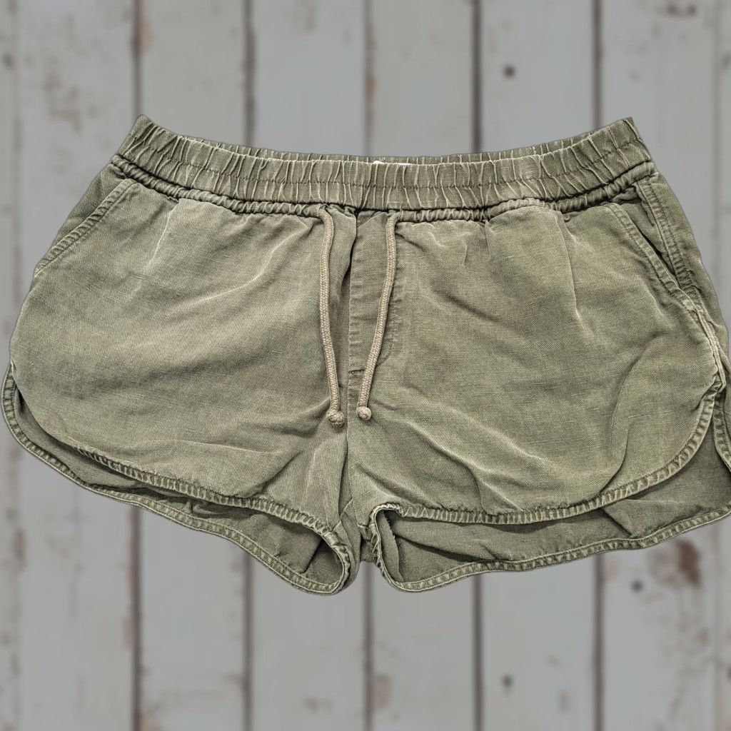 Vintage Wilfred Free Shorts Women's L Army Green Linen Blend Pockets Summer Green Casual Travel Chino Size 36" / US 14 / IT 50 - 1 Thumbnail