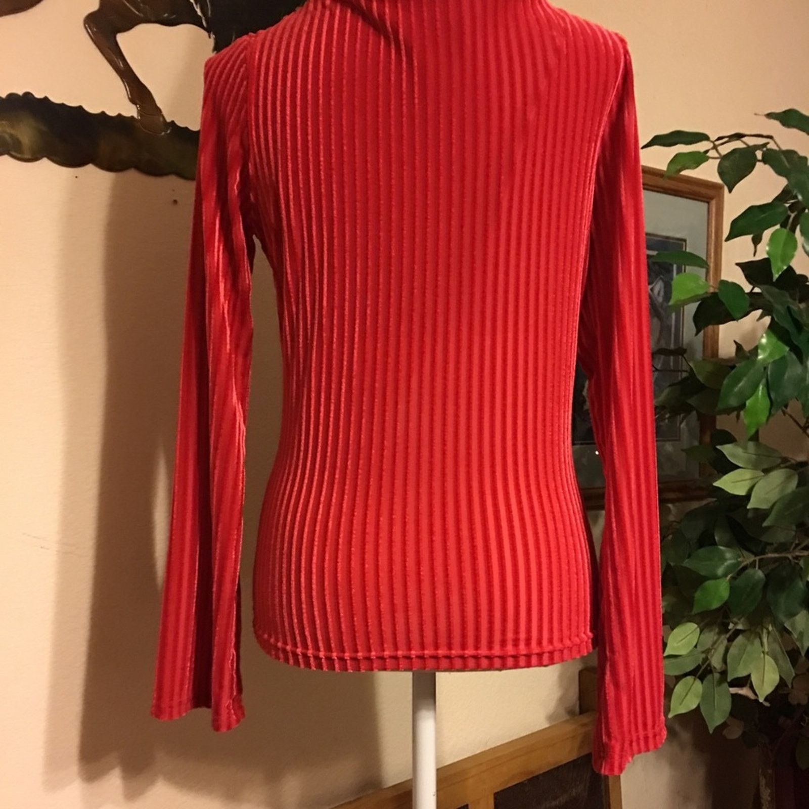 Vintage Moda International red stretch velvet top S Size S / US 4 / IT 40 - 4 Thumbnail