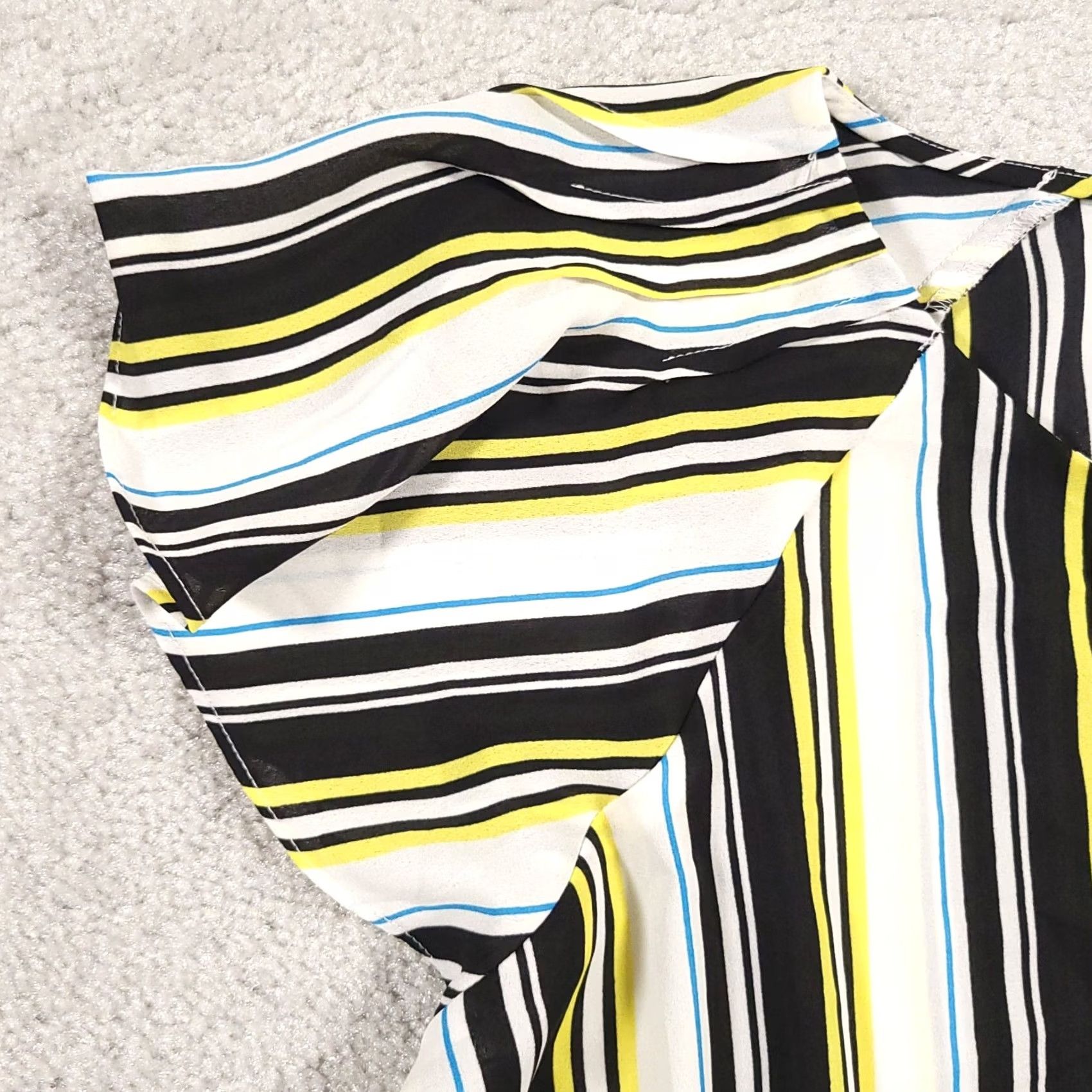 Worthington Worthington Women's PS Petite Blouse Short Sleeved Vertical Stripe Multicolor Shirt Size S / US 4 / IT 40 - 4 Thumbnail