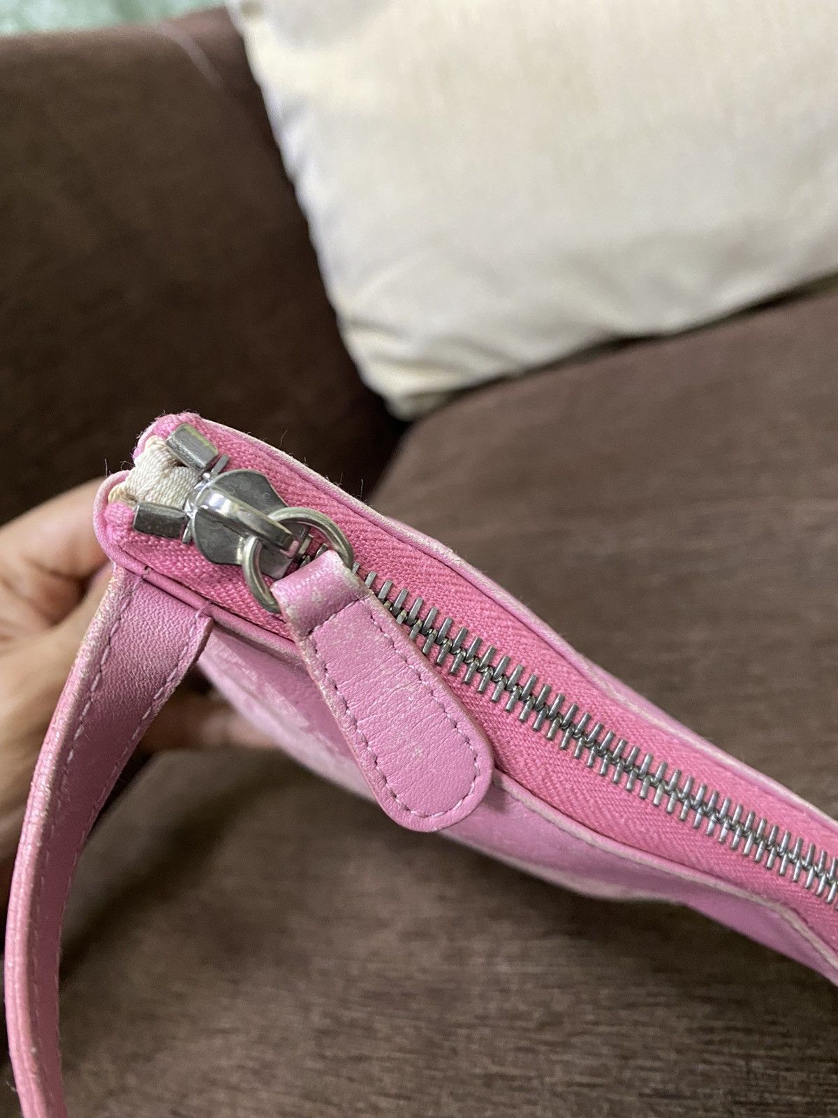 Bvlgari Bvlgari Logomania Sling Bag Size ONE SIZE - 13 Thumbnail