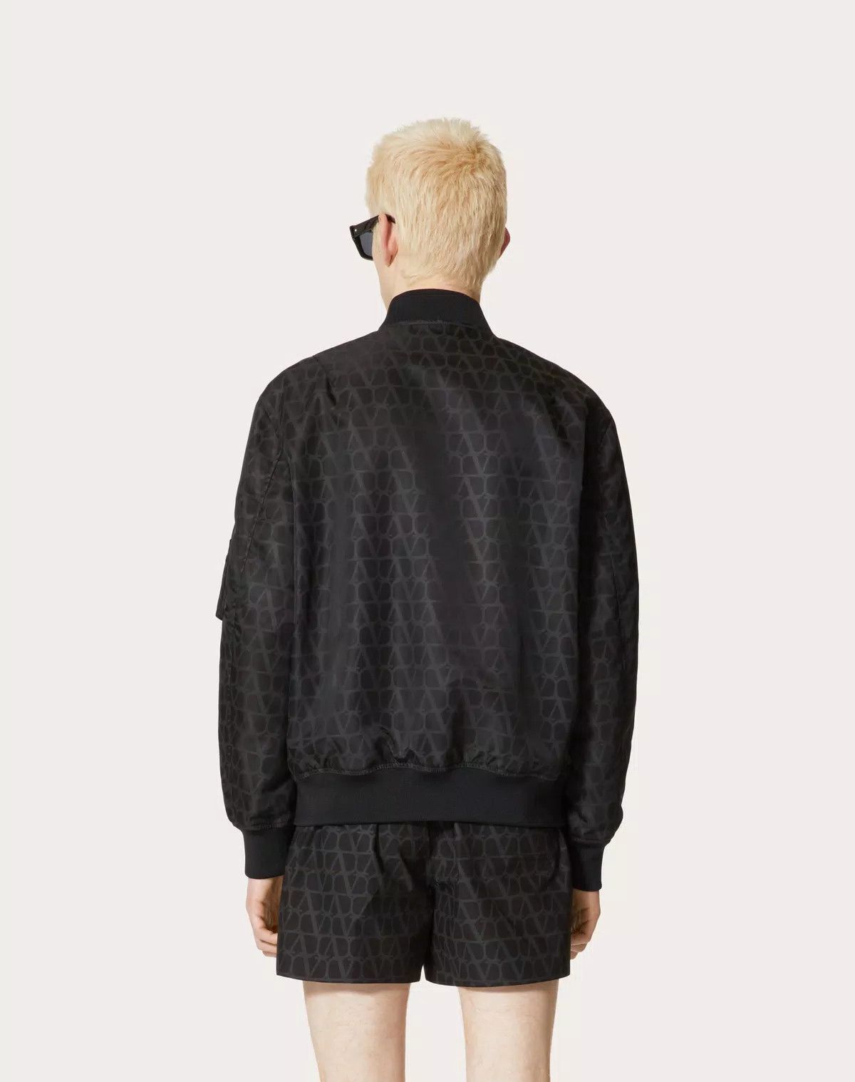 Valentino oc11z0725 Nylon Bomber Jacket in Black Size US XL / EU 56 / 4 - 5 Thumbnail