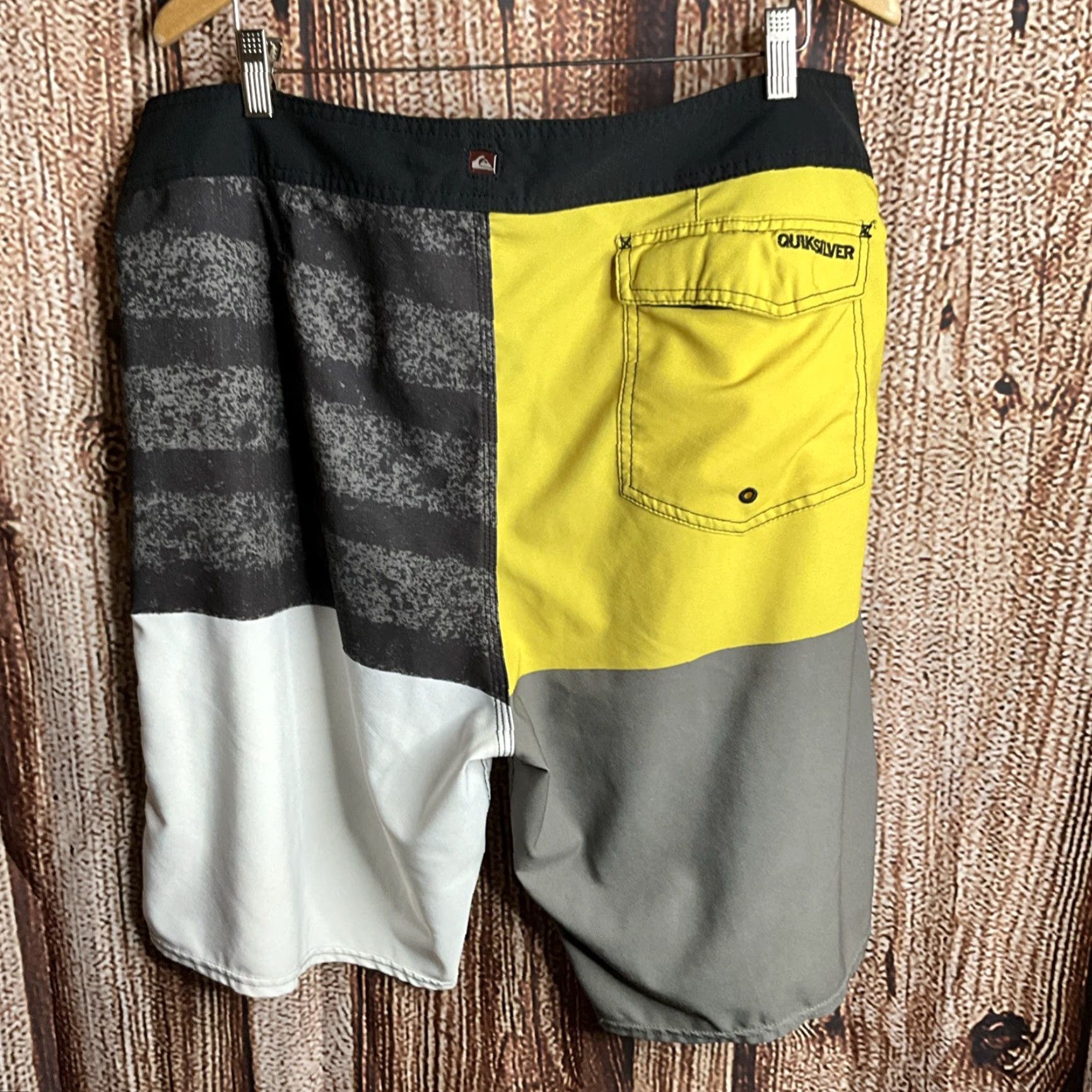 Quiksilver Quiksilver Board Shorts Men 38 Surf Hawaii Multicolor Striped Dane Reynolds 10” Beach Aloha Hawaiian Anchor Anime Surfing Stretch Size US 38 / EU 54 - 3 Thumbnail