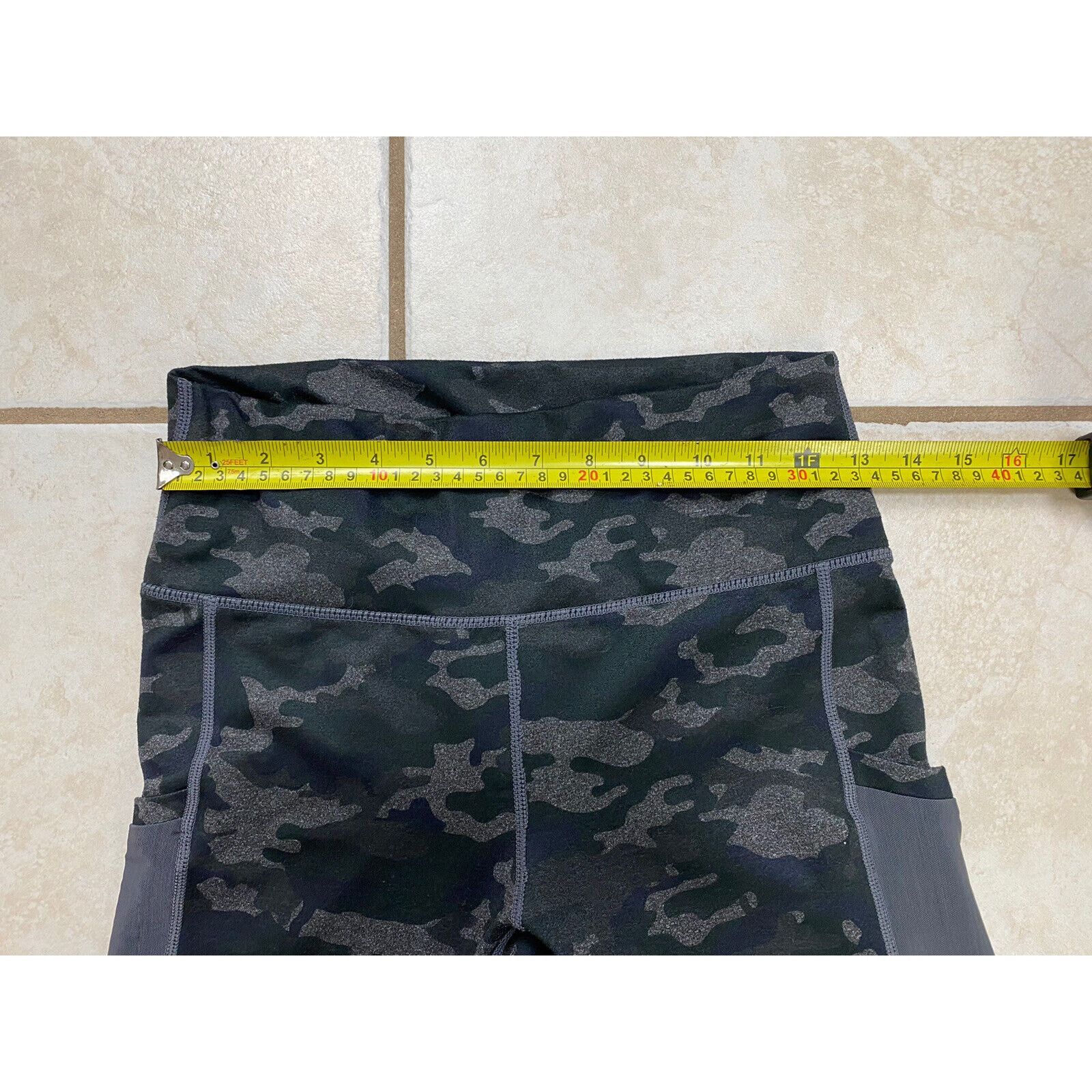 Fabletics Fabletics Mid-Rise Charcoal Camo Powerhold Leggings Pockets Size 24" / US 00 / IT 34 - 10 Thumbnail