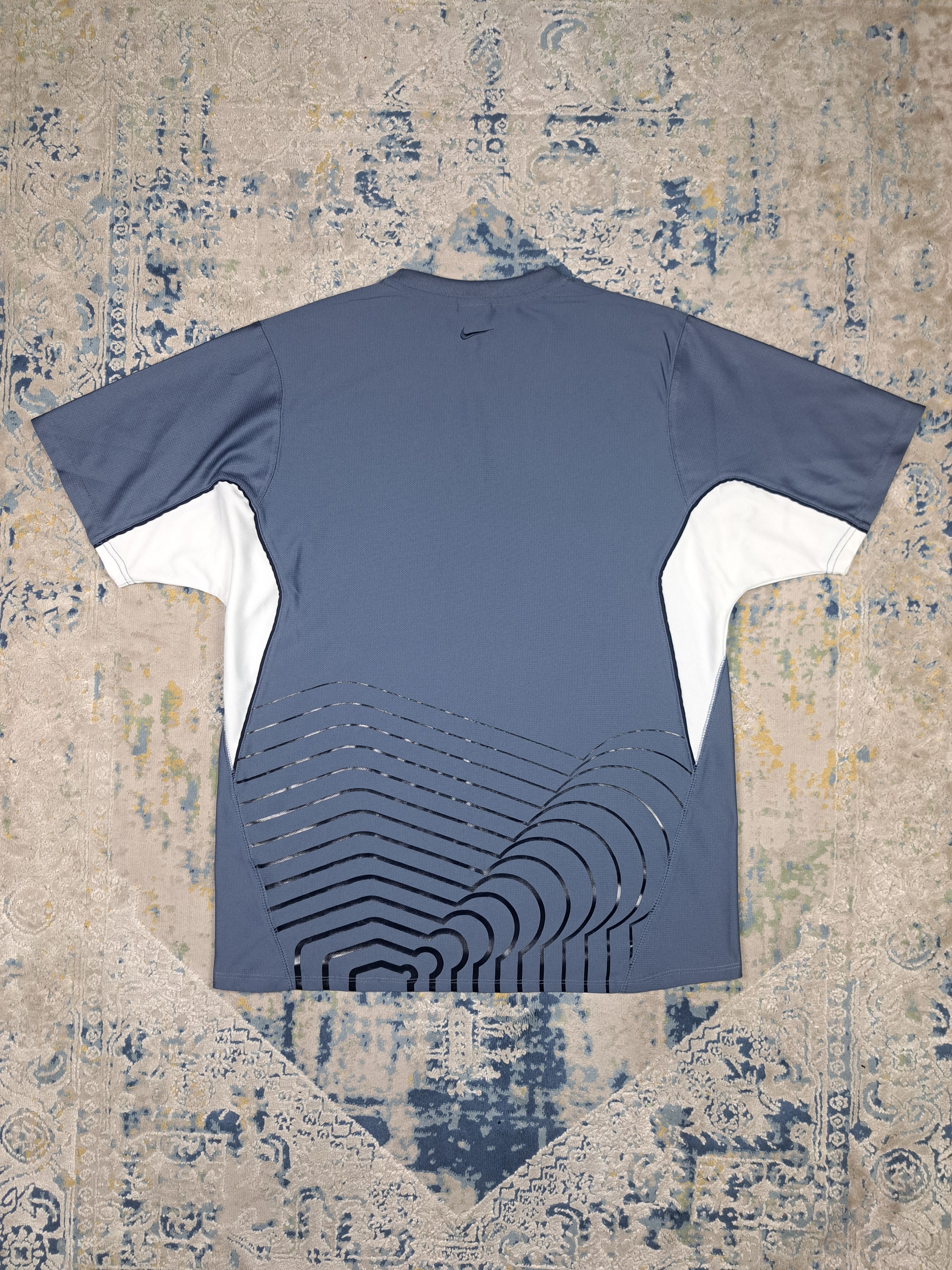 Nike Nike TN Center Logo Iconic Tee y2k Drip Drill Blokecore Size US M / EU 48-50 / 2 - 3 Thumbnail