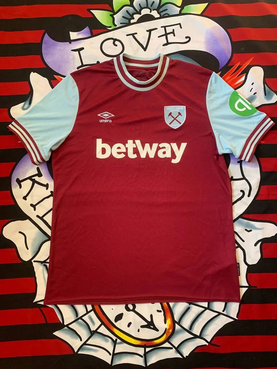 Umbro West Ham United Umbro 24/25 Home jersey shirt Size XL Size US XL / EU 56 / 4 - 1 Thumbnail