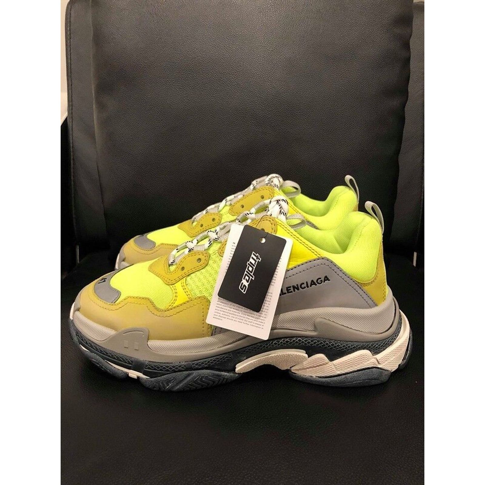 Balenciaga Triple S Sneaker Womens Speed Flat Trainers 40 Size US 10 / IT 40 - 10 Thumbnail