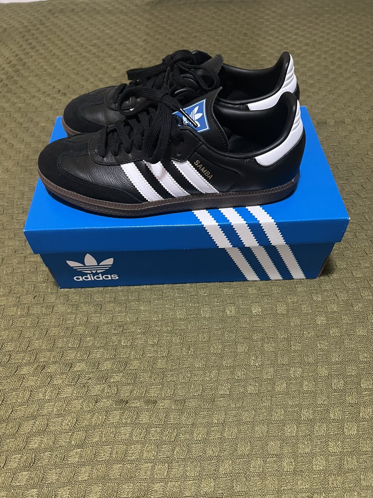 Adidas Adidas Samba Size US 7 / EU 40 - 3 Thumbnail