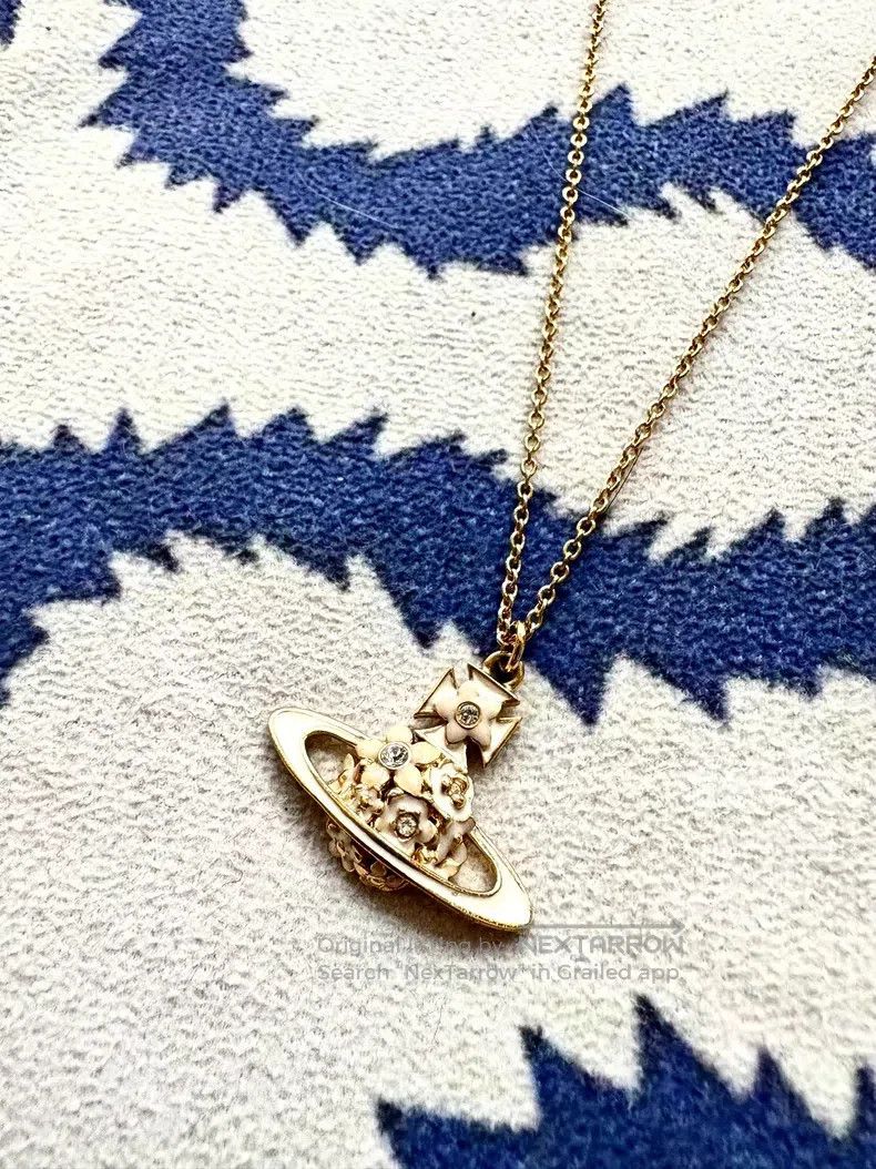 Vivienne Westwood Vivienne Westwood Vintage Pink Flower Saturn Necklace Size ONE SIZE - 1 Thumbnail