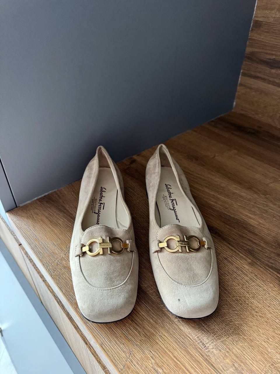 Salvatore Ferragamo SALVATORE FERRAGAMO Franny Gancini Driving Loafers Size US 6 / IT 36 - 2 Thumbnail