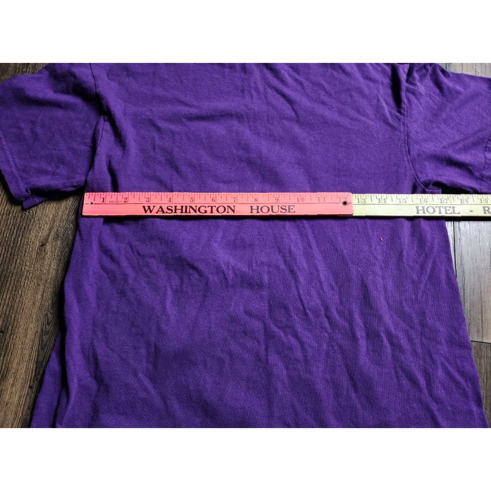 Vintage Pink Floyd Dark Side Of The Moon Graphic T-Shirt Adult M Purple USA Unisex Size US M / EU 48-50 / 2 - 3 Thumbnail