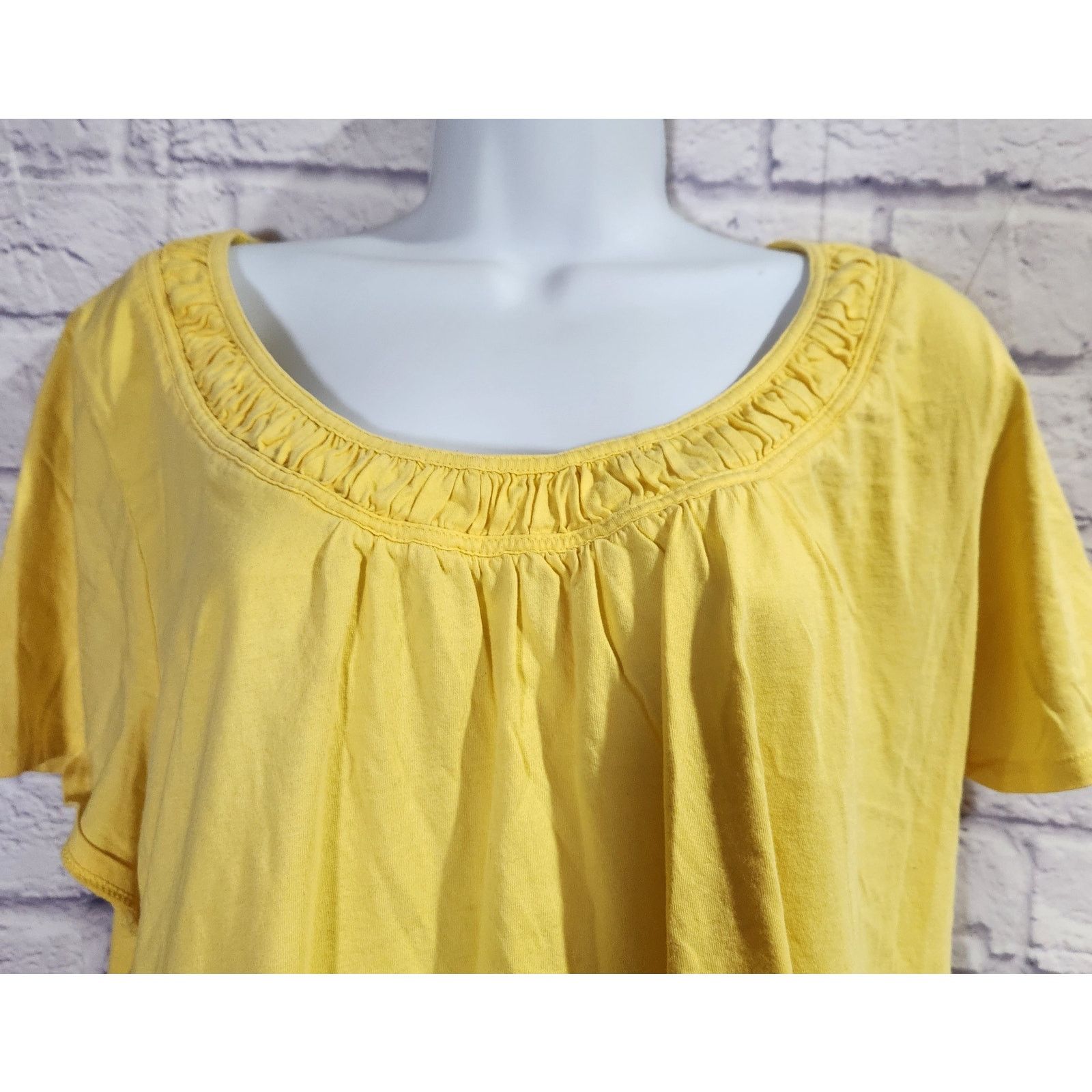 Other Cacique Intimates Yellow Pleated Round Neck Sleep Top 18 20 Size XL / US 12-14 / IT 48-50 - 2 Thumbnail